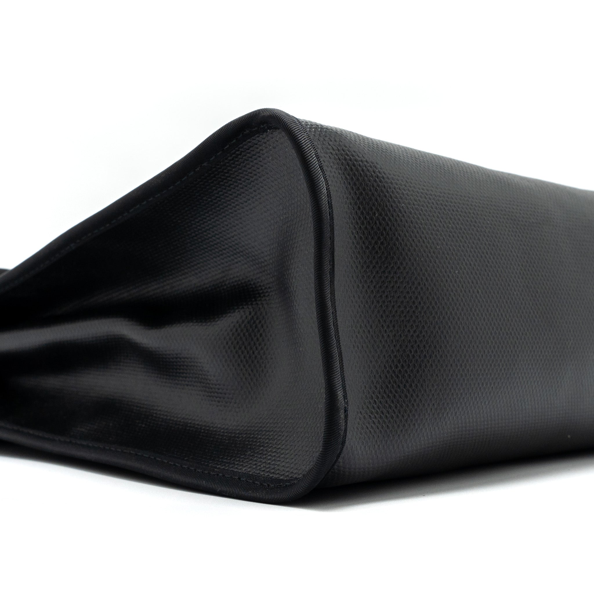 HERMES HERBAG 31 ZIP BAG TOILE H BERLINE CANVAS/VACHE HUNTER BLACK/ECRU SHW