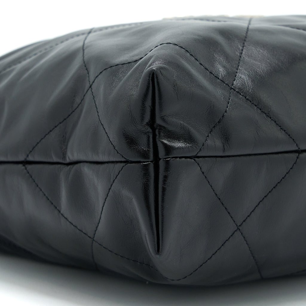CHANEL SMALL 22 BAG CALFSKIN BLACK SHW(MICROCHIP)