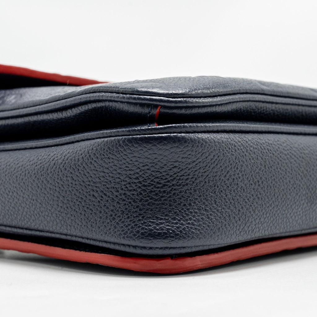 LOUIS VUITTON POCHETTE METIS MONOGRAM EMPREINETE NAVY GHW
