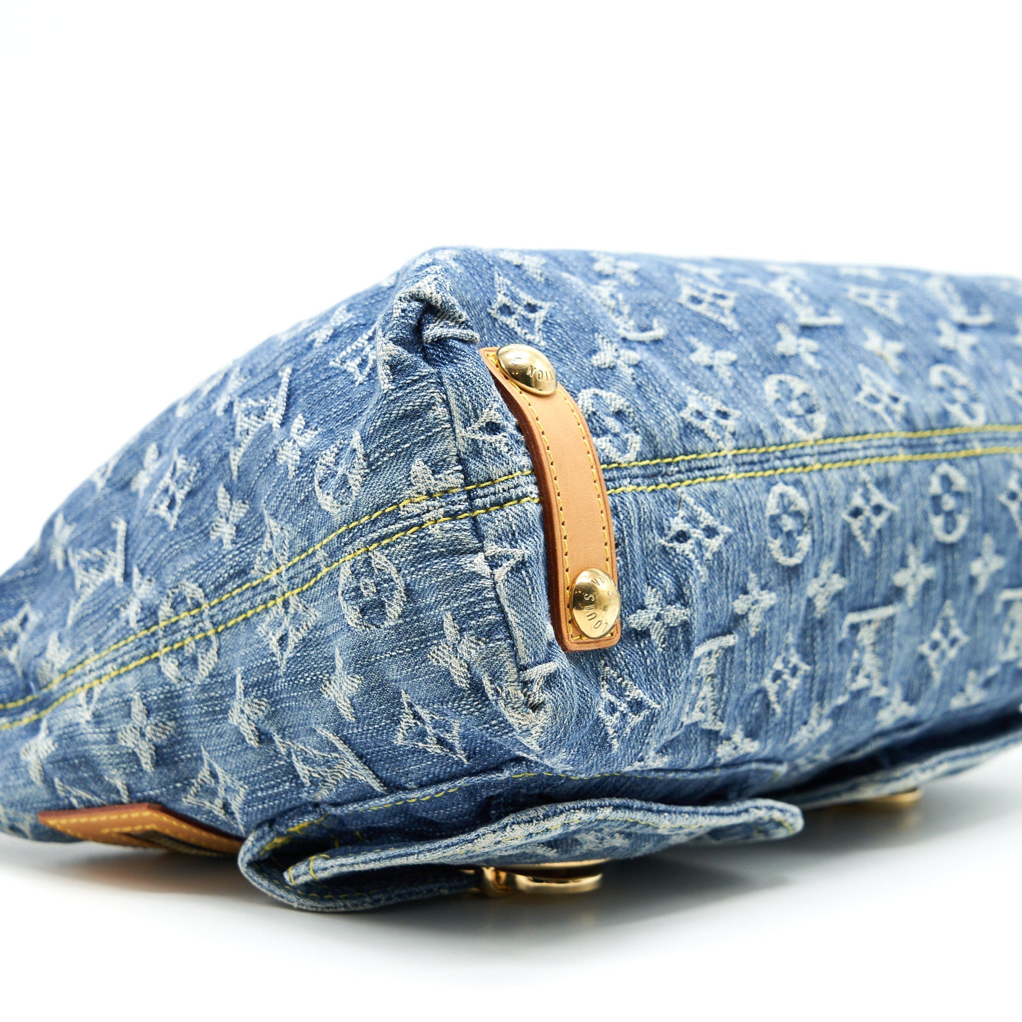LOUIS VUITTON BAGGY PM DENIM MONOGRAM SHOULDER BAG