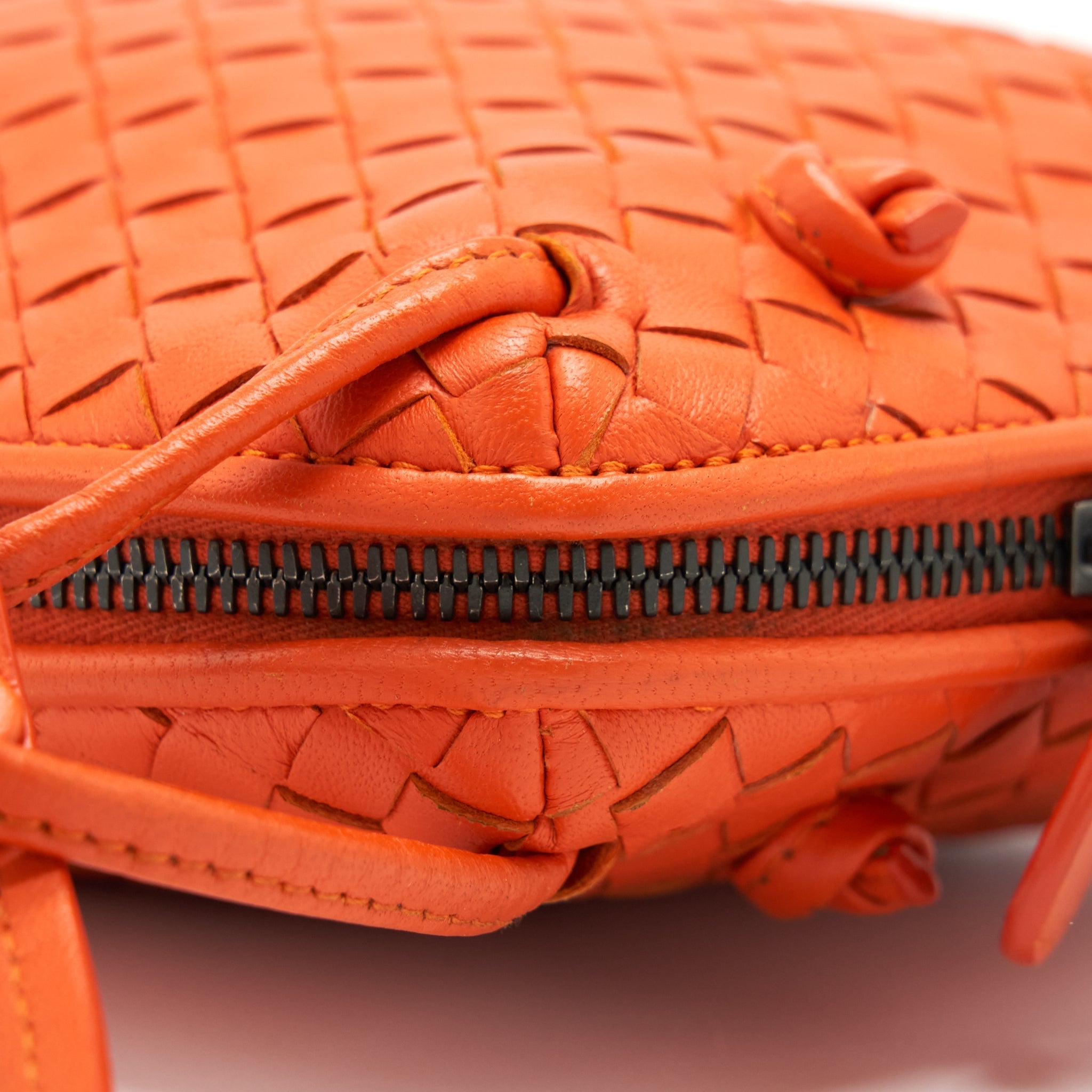 BOTTEGA VENETA ZIPPY CROSSBODY BAG ORANGE
