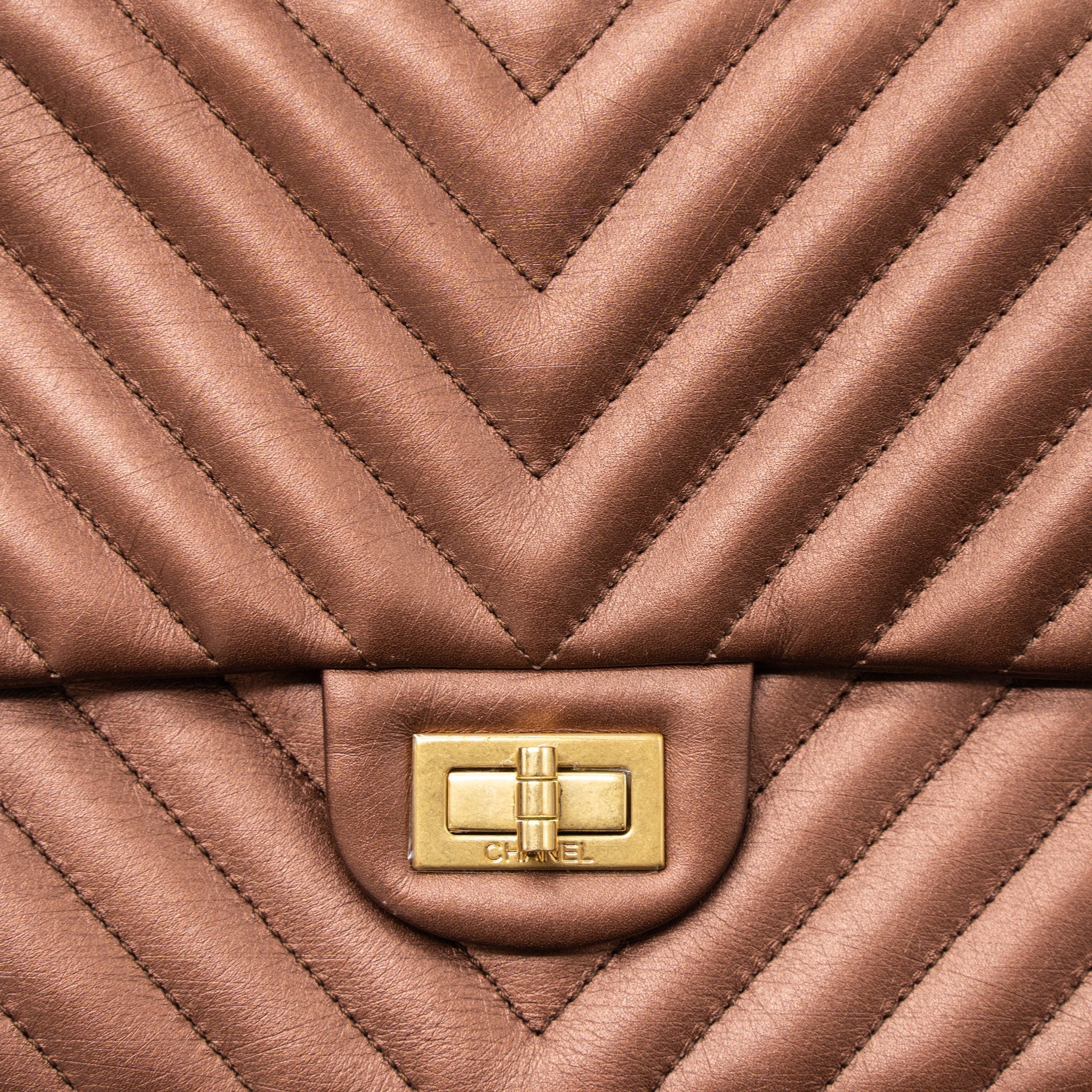 CHANEL 2.55 226 REISSUE FLAP BAG CHEVRON AGED CALFSKIN BRONZE BRUSHED GHW