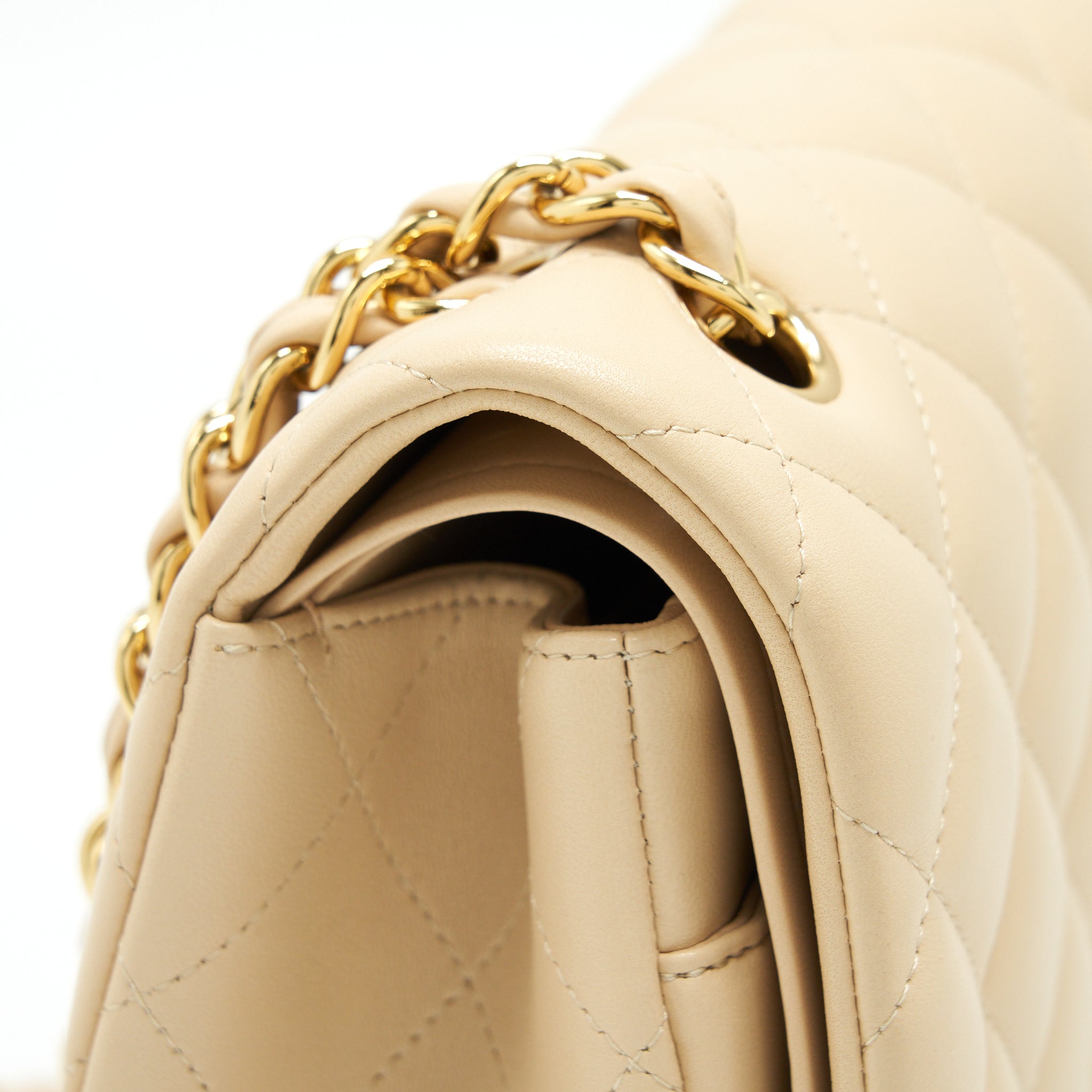 CHANEL JUMBO CLASSIC DOUBLE FLAP BAG LAMBSKIN BEIGE LGHW
