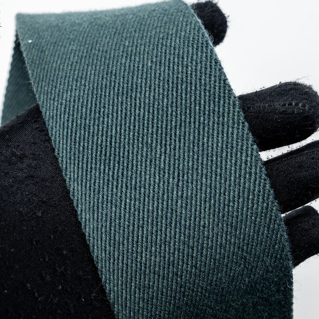 CELINE SMALL SANGLE BUCKET BAG CALFSKIN DARK GREEN GHW