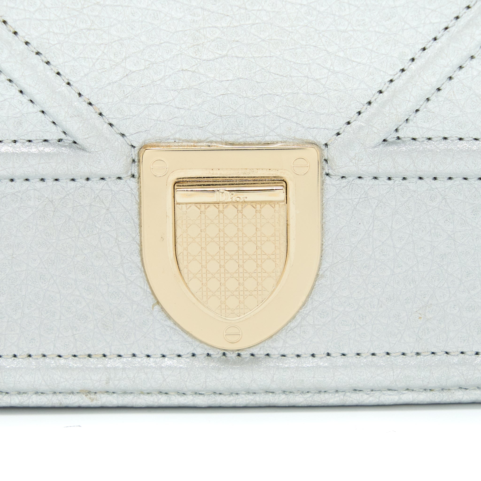 DIOR DIORAMA WALLET ON CHAIN CALFSKIN SILVER LGHW
