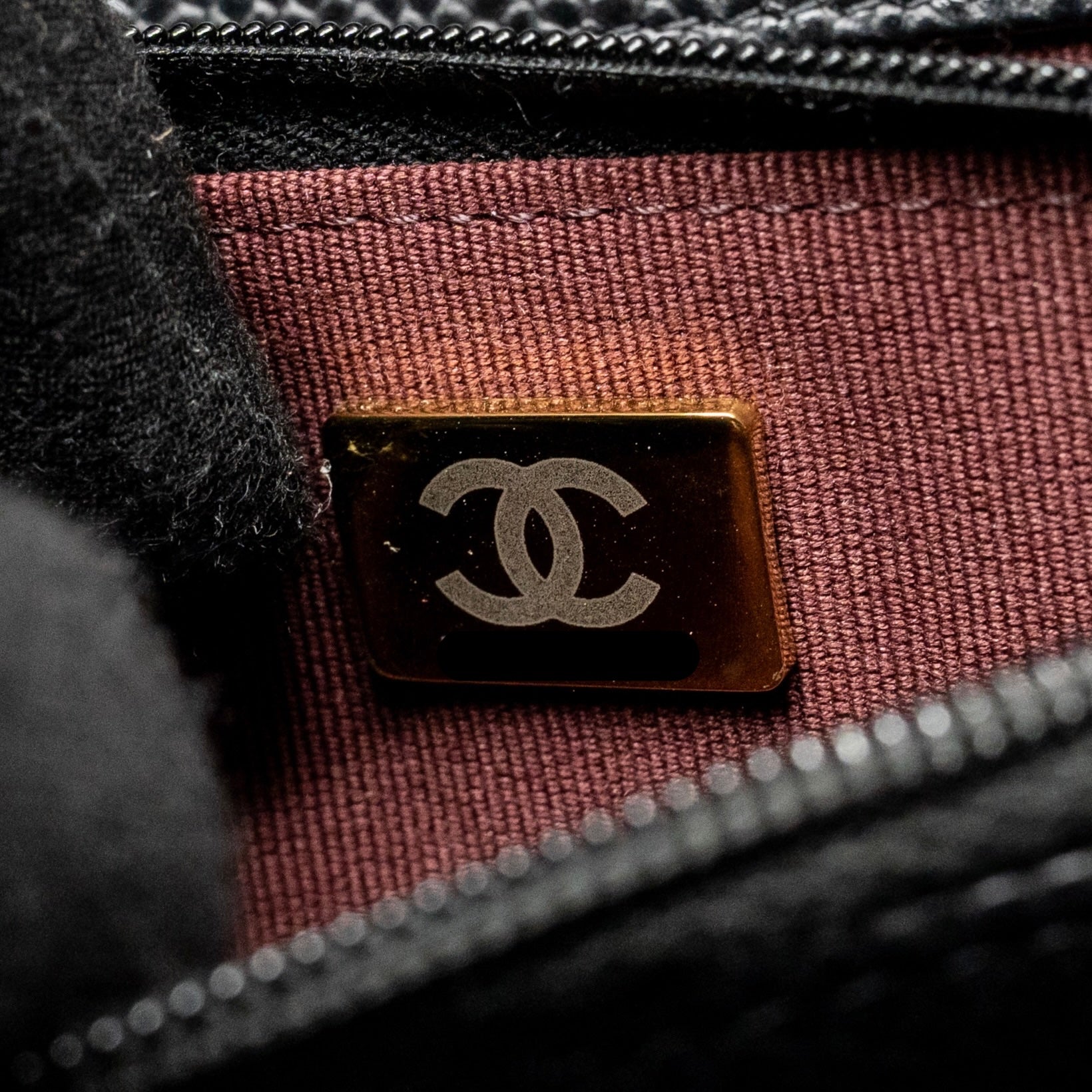 CHANEL CLASSIC WALLET ON CHAIN CAVIAR BLACK GHW (MICROCHIP)