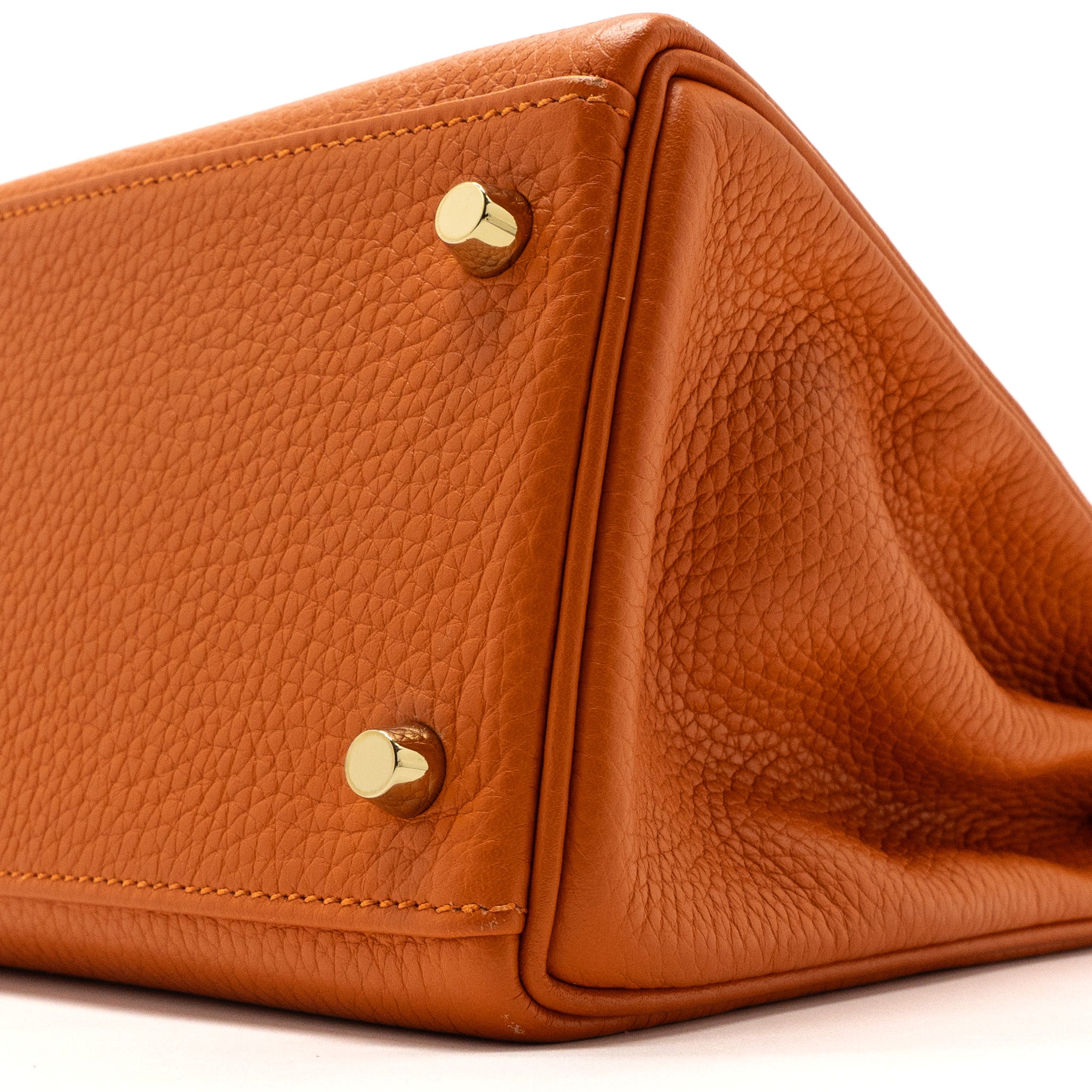 HERMES KELLY 28 CLEMENCE LEATHER 93 ORANGE GHW