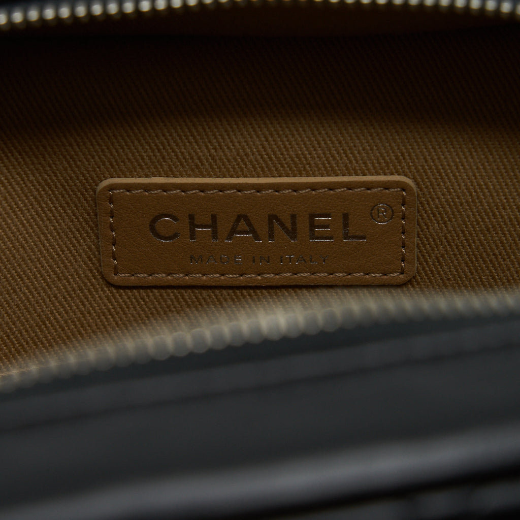 CHANEL QUILTED VERTICAL TOP HANDLE BAG CALFSKIN BLACK SHW