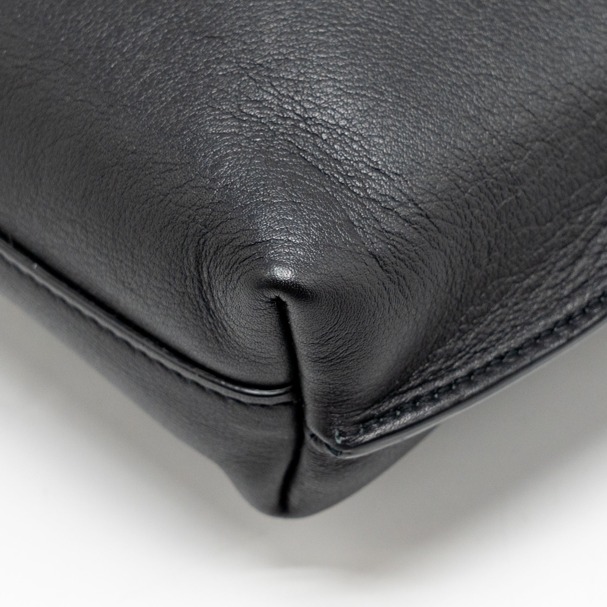 SAINT LAURENT/YSL SUZANNE HOBO BAG CALFSKIN BLACK GHW