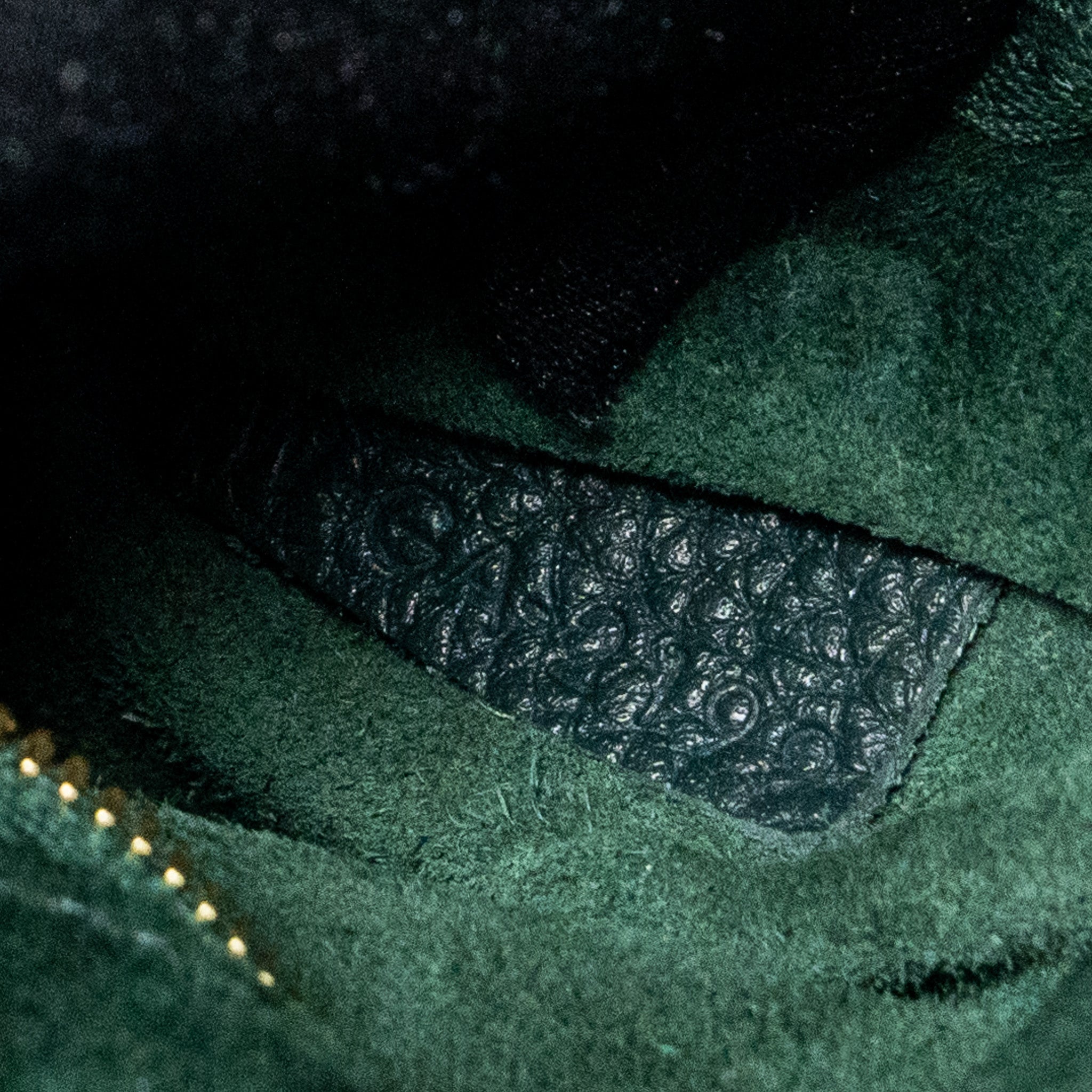 CELINE SMALL SANGLE BUCKET BAG CALFSKIN DARK GREEN GHW