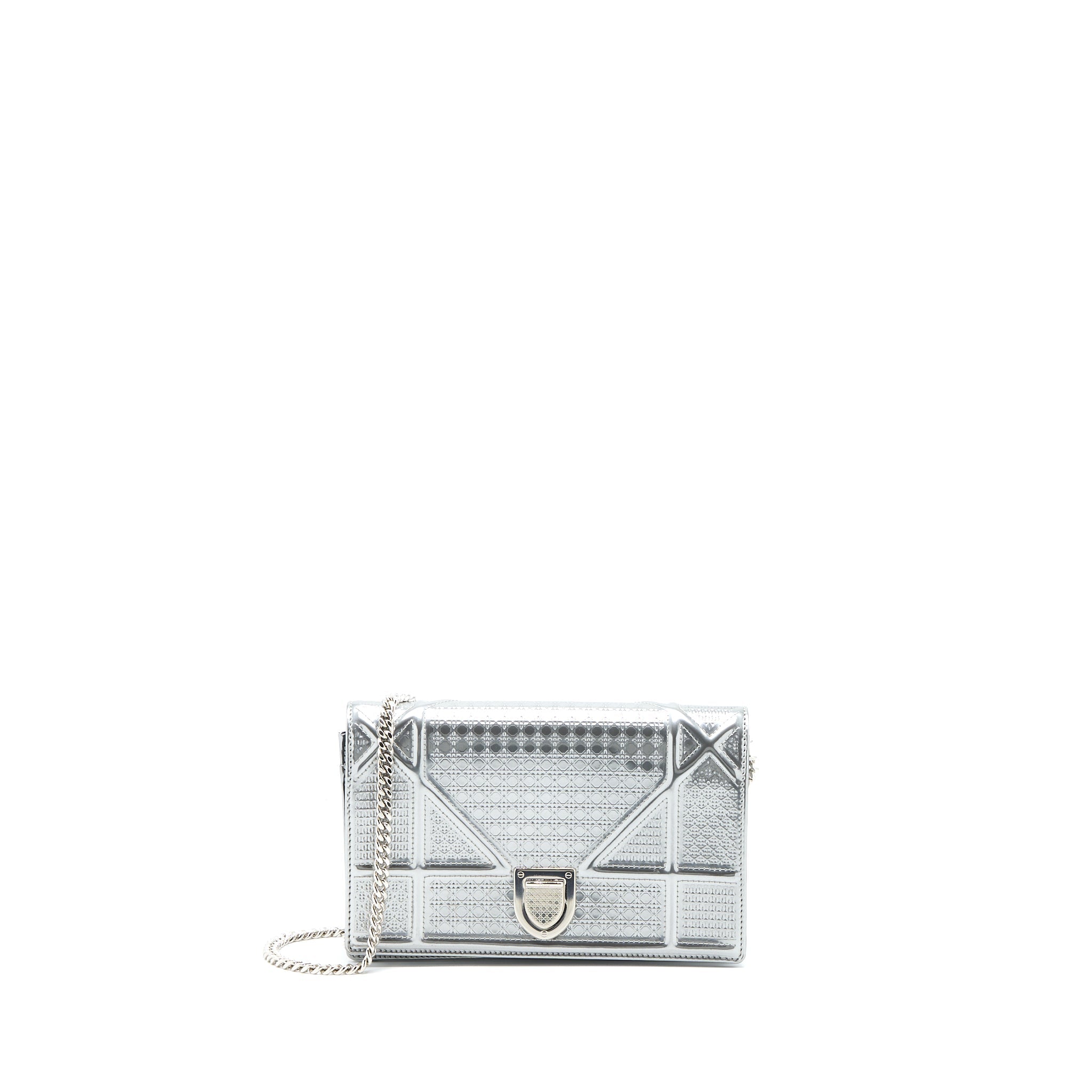 DIOR DIORAMA WALLET ON CHAIN PATENT METALLIC SILVER SHW