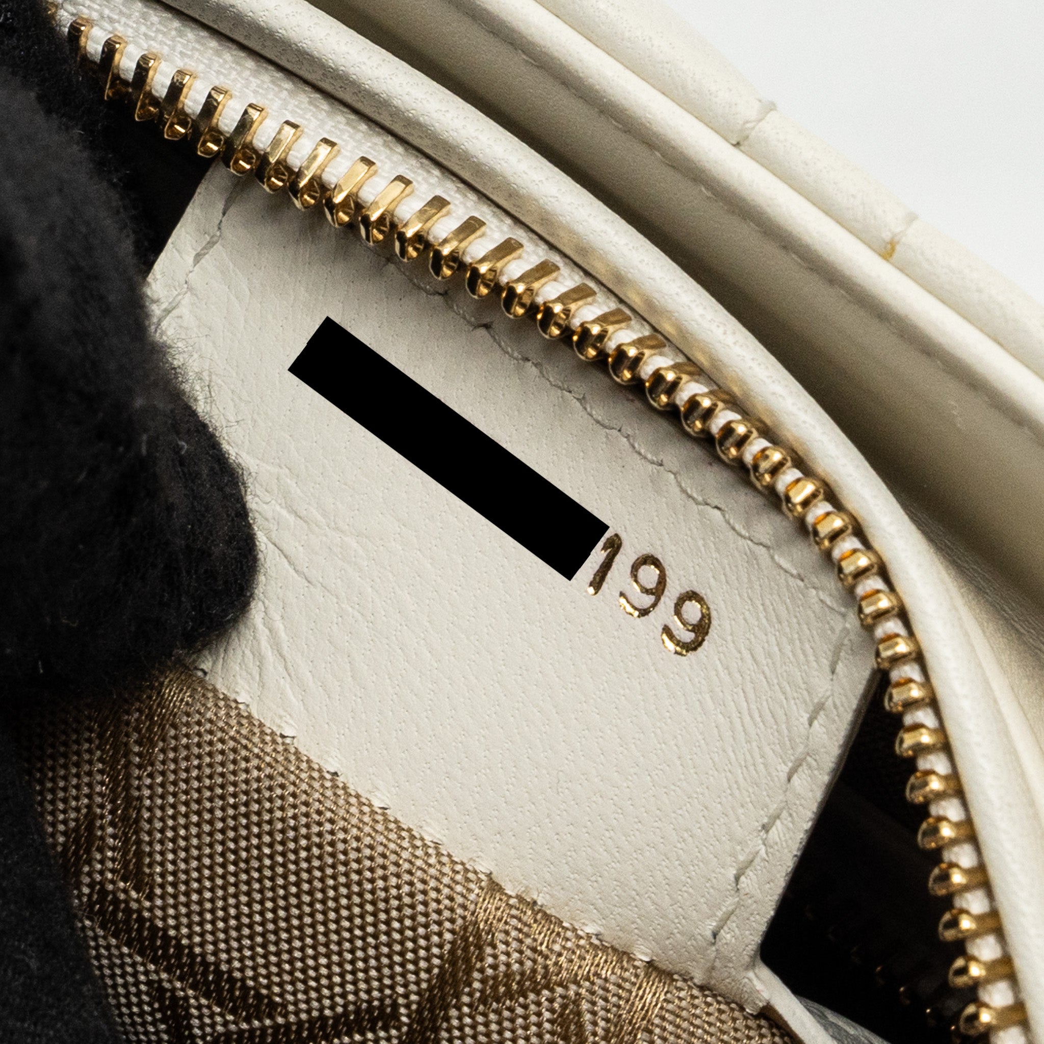 DIOR MEDIUM LADY DIOR BAG LAMBSKIN WHITE LGHW