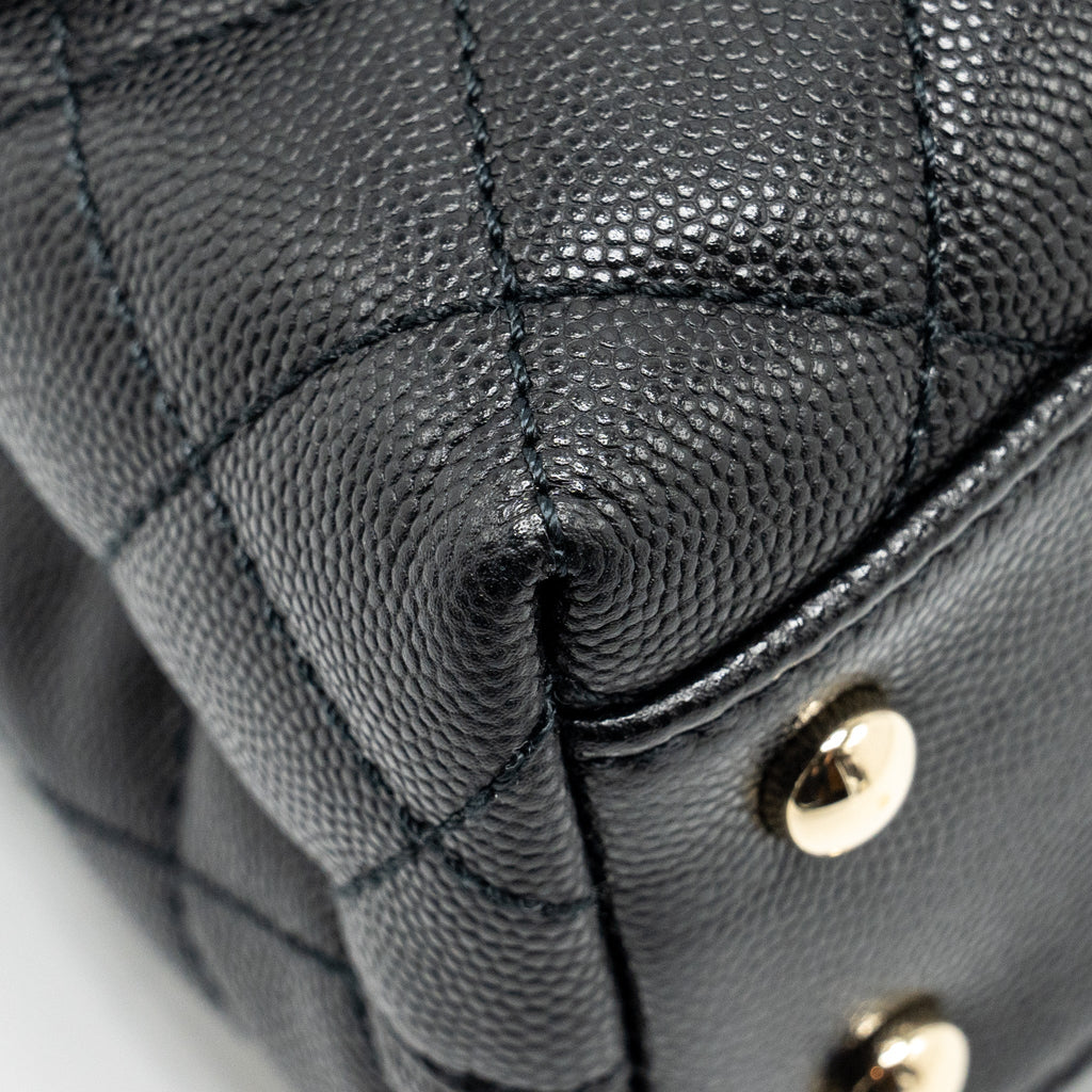 CHANEL SMALL COCO HANDLE CAVIAR BLACK LGHW (MICROCHIP)