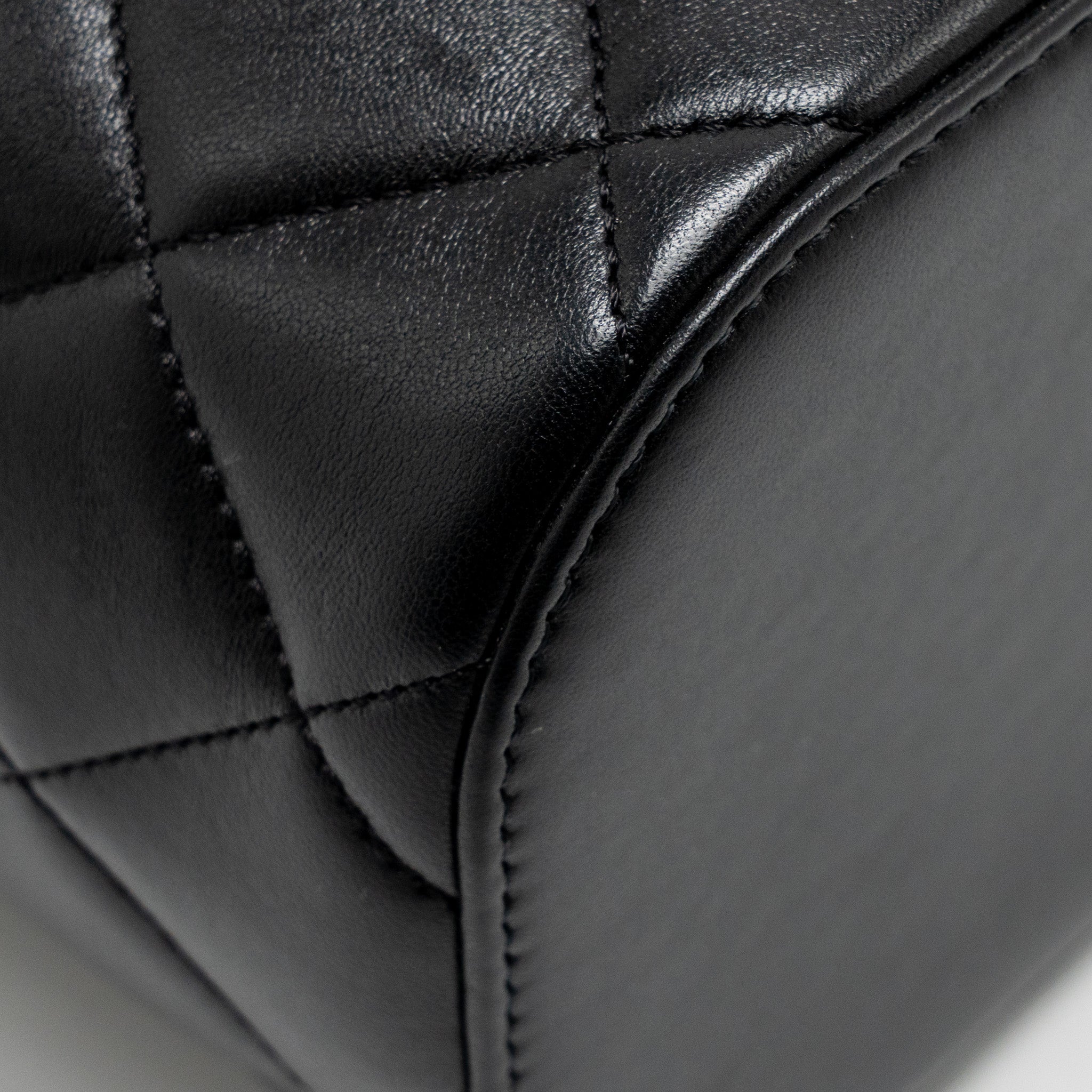 CHANEL TRENDY CC ROUND VANITY CASE CROSSBODY BAG LAMBSKIN BLACK LGHW