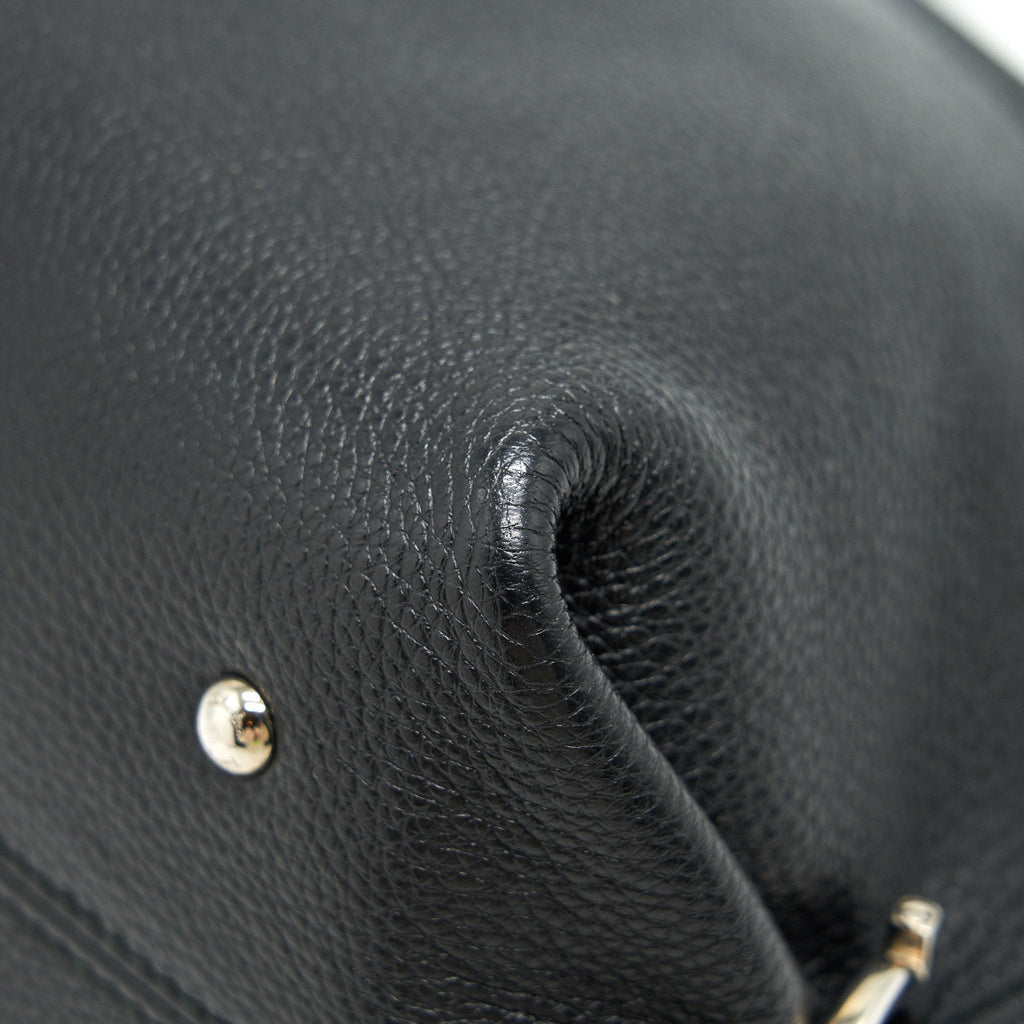 SALVATORE FERRAGAMO SOPHIA HANDLE CROSSBODY BAG IN BLACK SHW