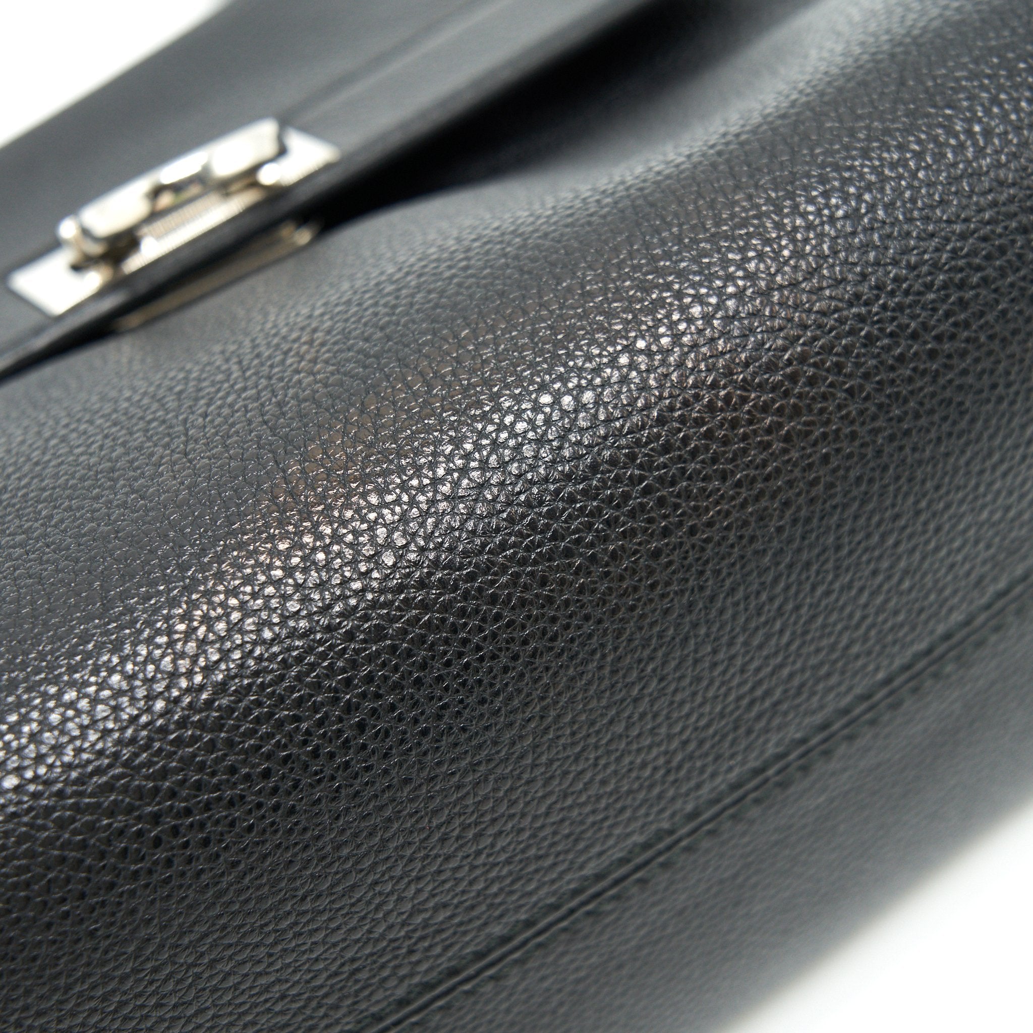 SALVATORE FERRAGAMO SOPHIA HANDLE CROSSBODY BAG IN BLACK SHW