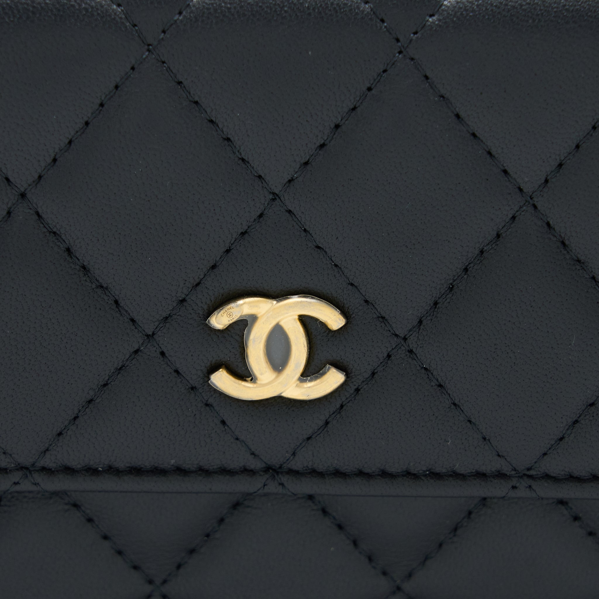 CHANEL PEARL CRUSH MINI WALLET ON CHAIN LAMBSKIN BLACK BRUSHED GHW (MICROCHIP)