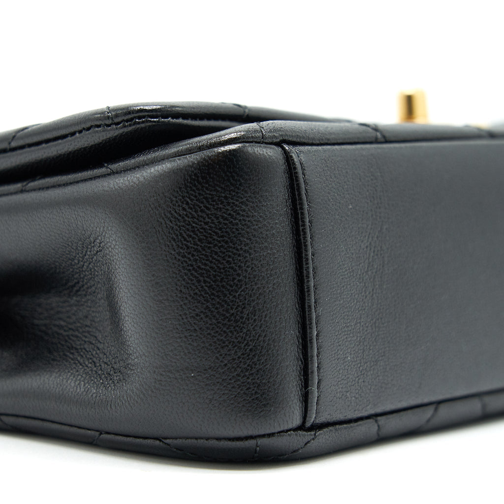 CHANEL SHINY LAMBSKIN FLAP BAG BLACK GHW