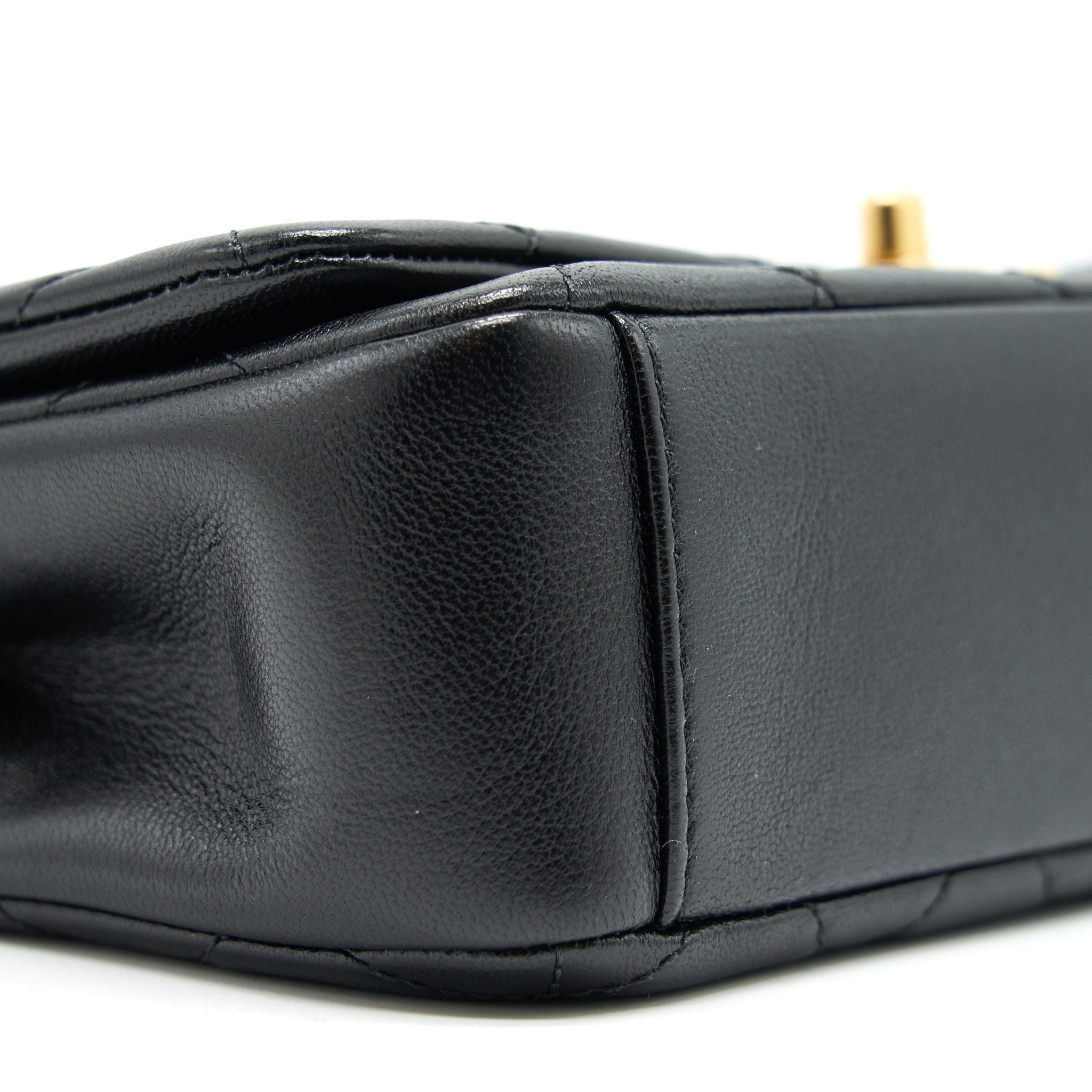 CHANEL SHINY LAMBSKIN FLAP BAG BLACK GHW
