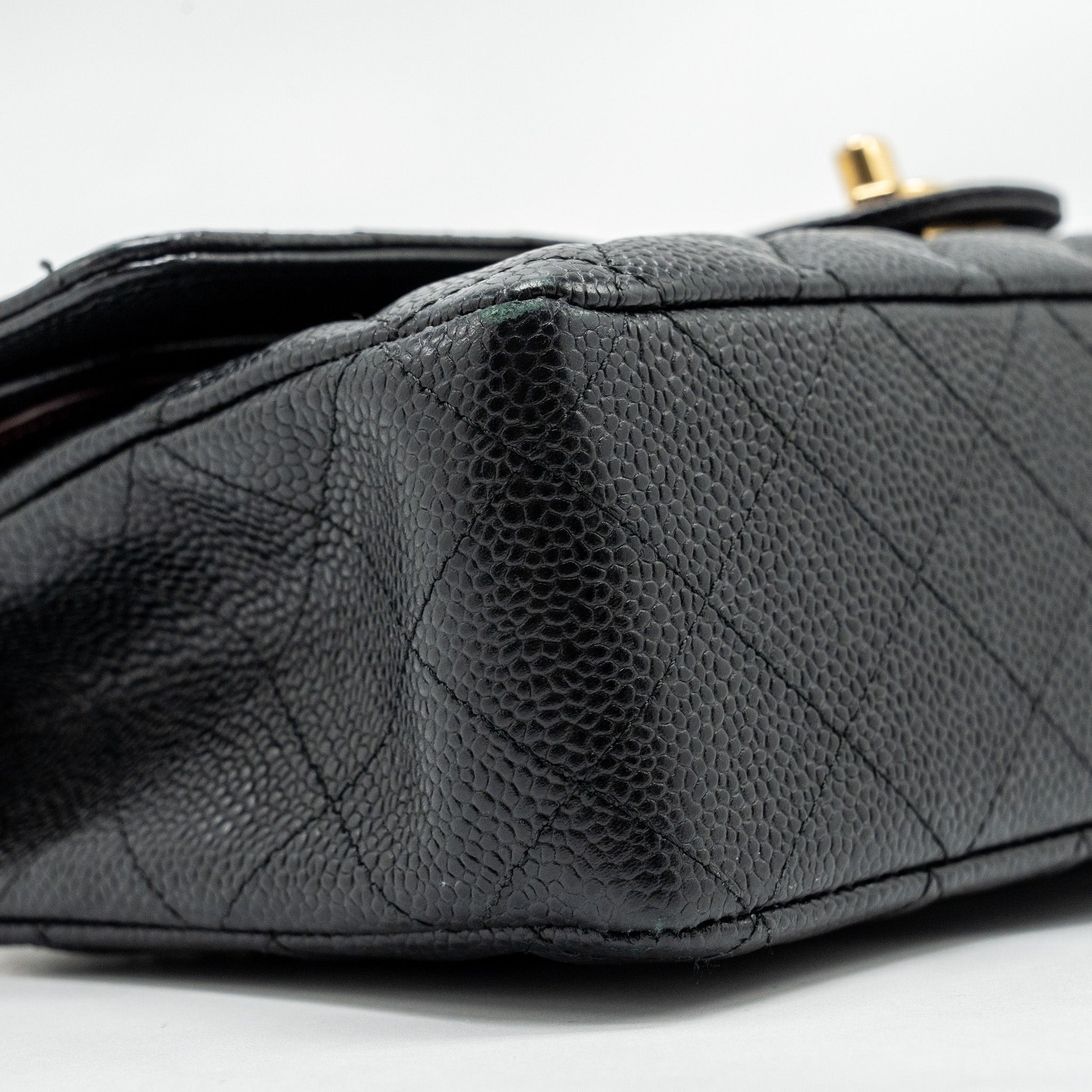 CHANEL MEDIUM CLASSIC DOUBLE  FLAP BAG CAVIAR BLACK GHW