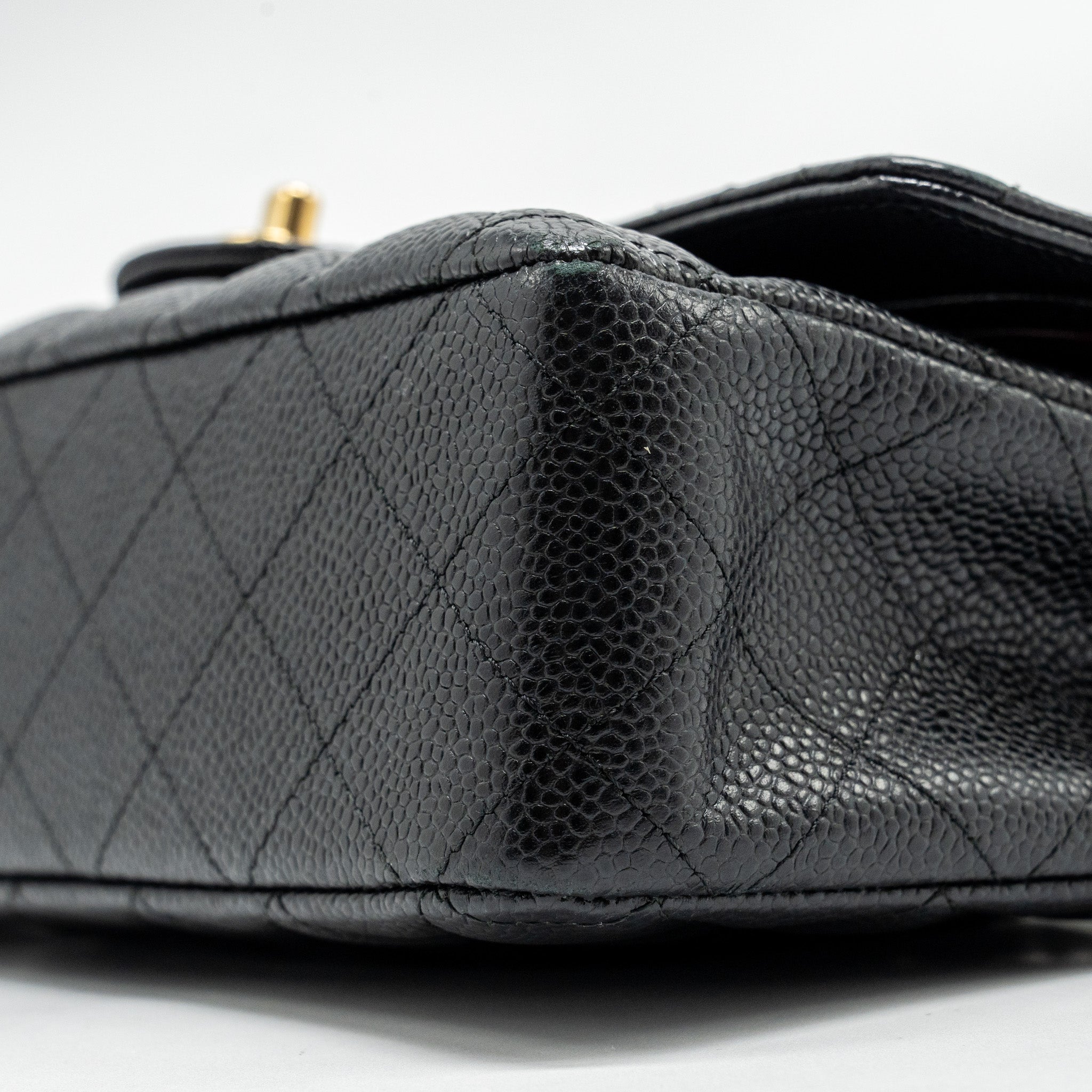 CHANEL MEDIUM CLASSIC DOUBLE  FLAP BAG CAVIAR BLACK GHW