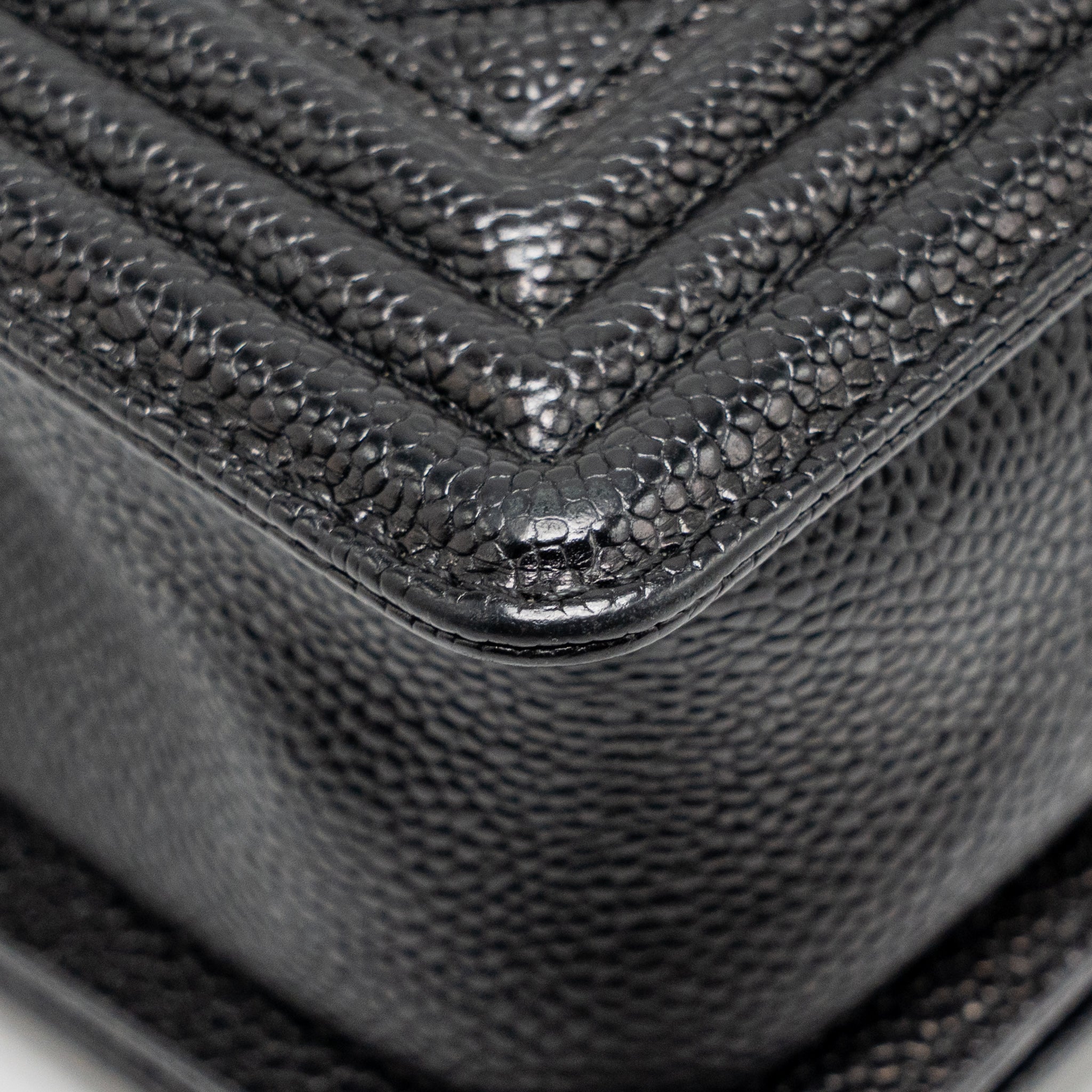 CHANEL SMALL BOY BAG GRAINED CALFSKIN BLACK GHW