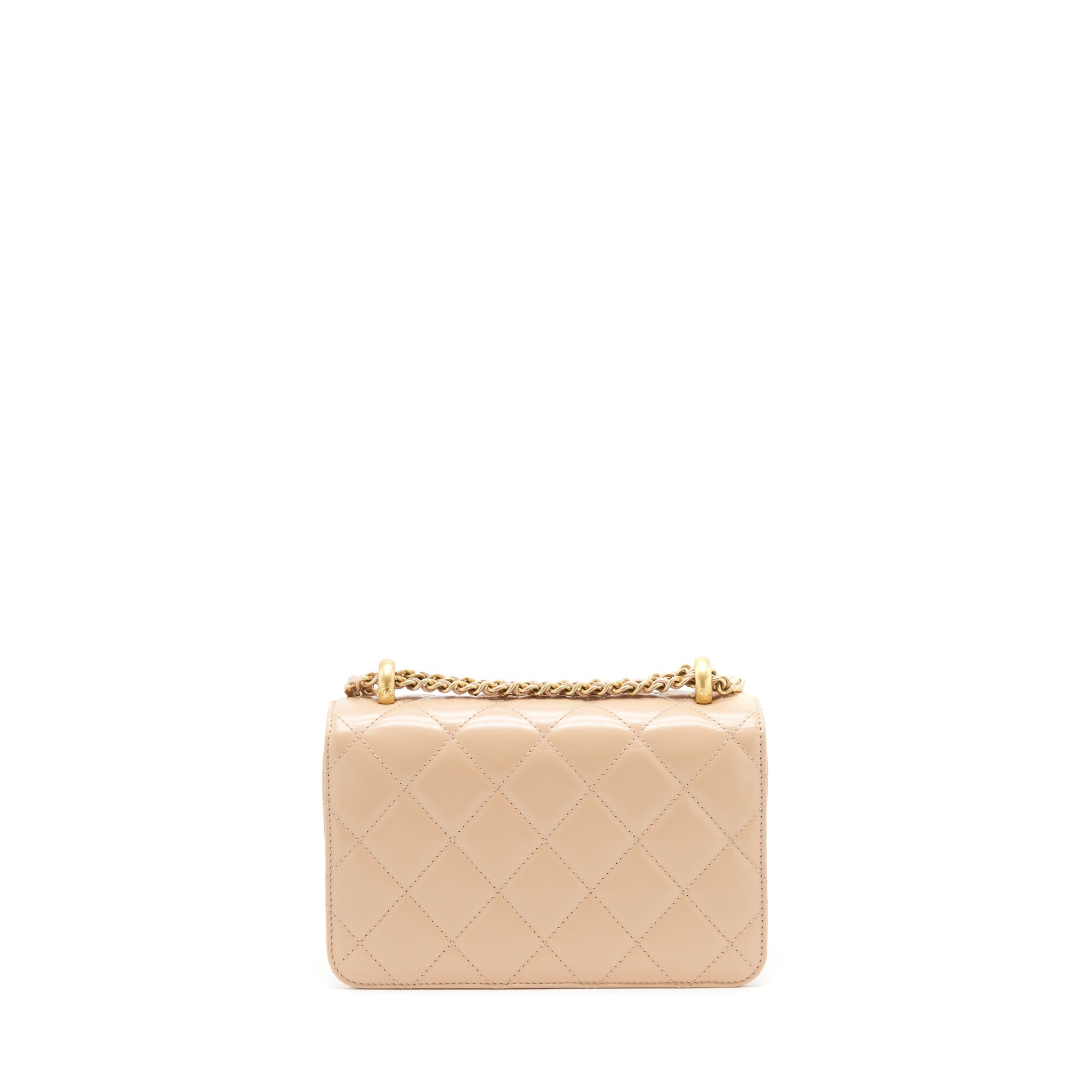 CHANEL 21A SMALL GOLD CRUSH FLAP BAG CALFSKIN BEIGE GHW (MICROCHIP)