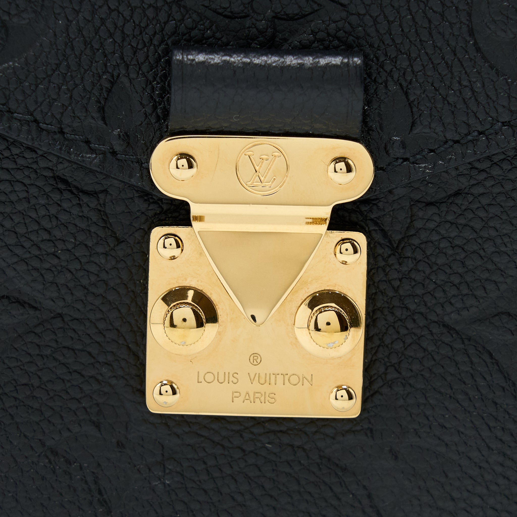 LOUIS VUITTON POCHETTE METIS MONOGRAM EMPRIENTE BLACK GHW