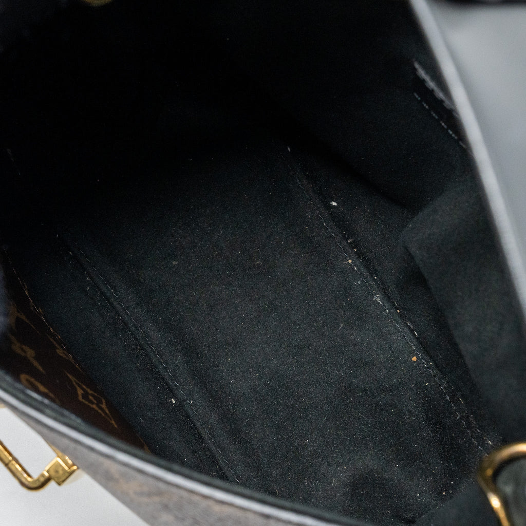 LOUIS VUITTON TOP HANDLE FLAP BAG MONOGRAM CANVAS / CALFSKIN BLACK GHW
