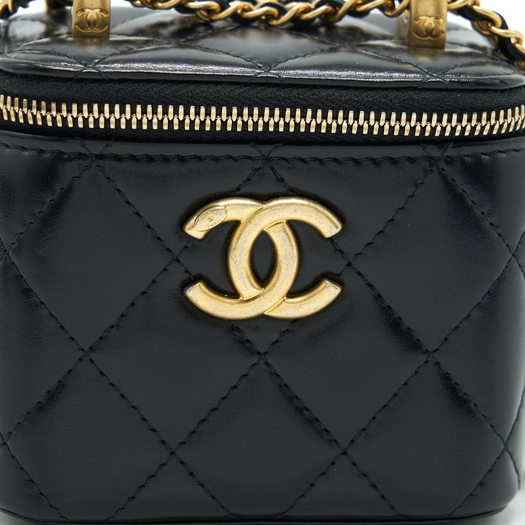 CHANEL 21A GOLD CRUSH MINI VANITY CASE CALFSKIN BLACK GHW