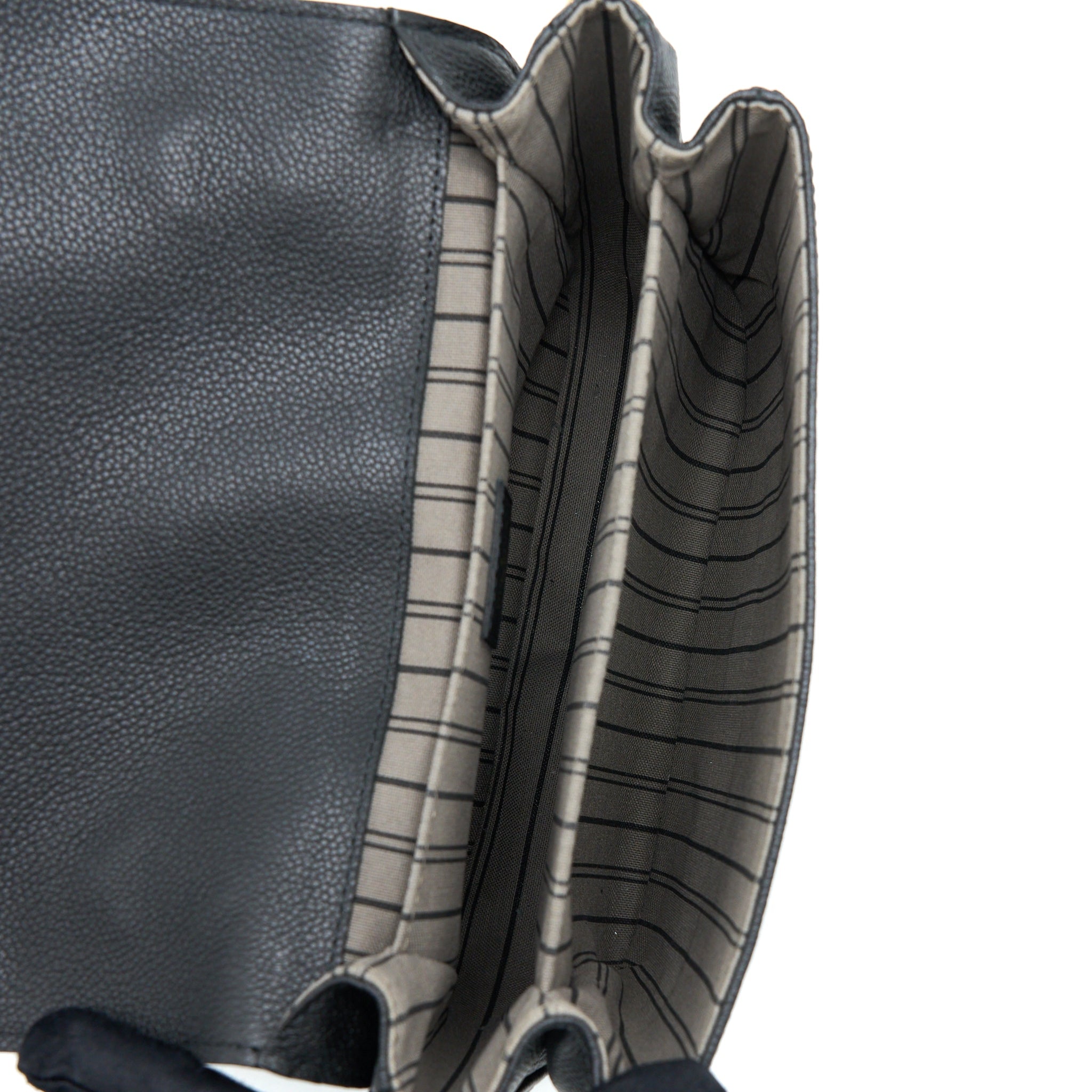 LOUIS VUITTON POCHETTE METIS MONOGRAM EMPRIENTE BLACK GHW