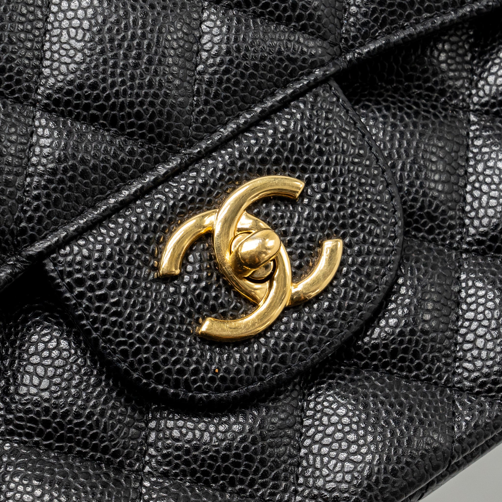 CHANEL JUMBO CLASSIC DOUBLE FLAP BAG CAVIAR BLACK GHW