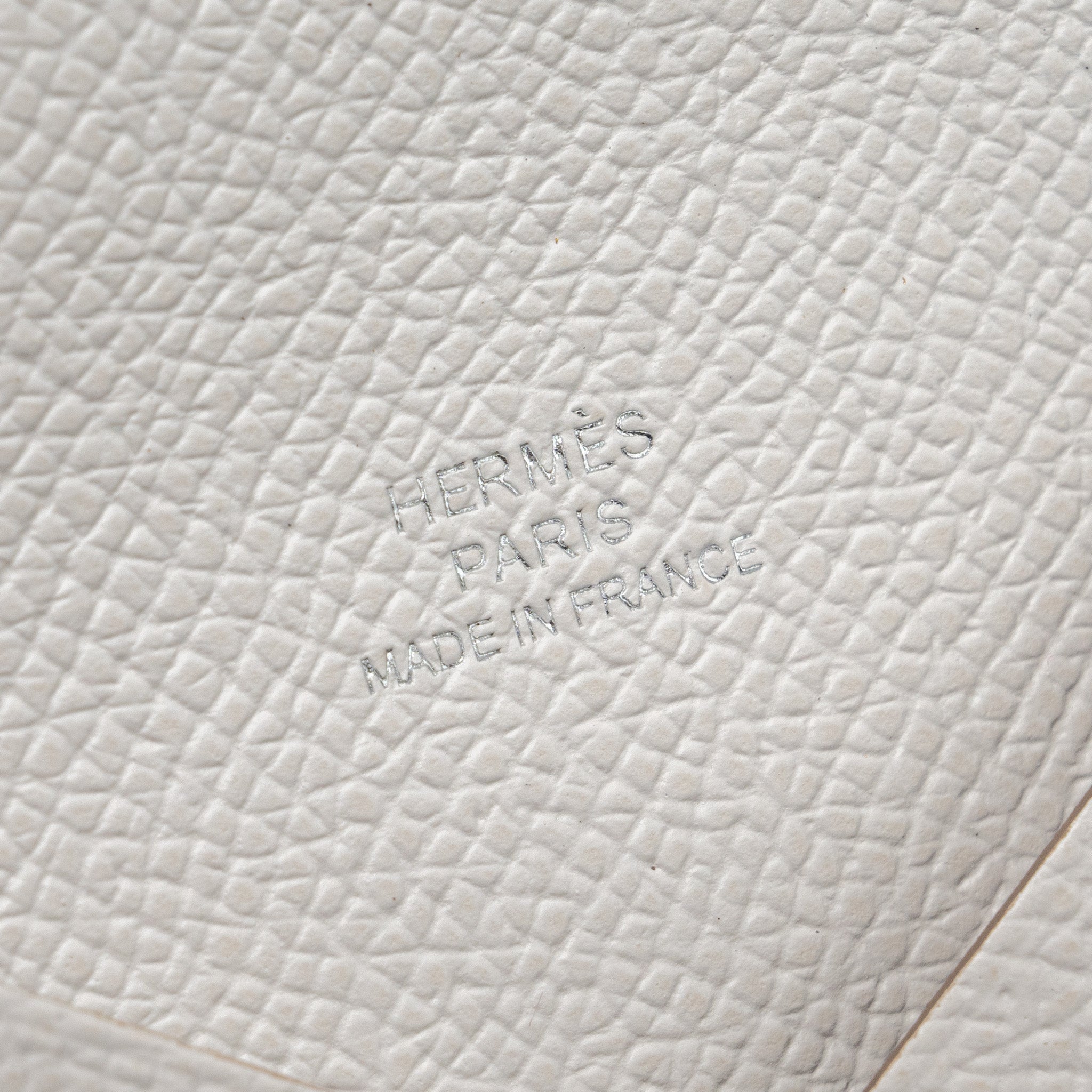 HERMES CALVI CARD HOLDER EPSOM GRIS PALE SHW