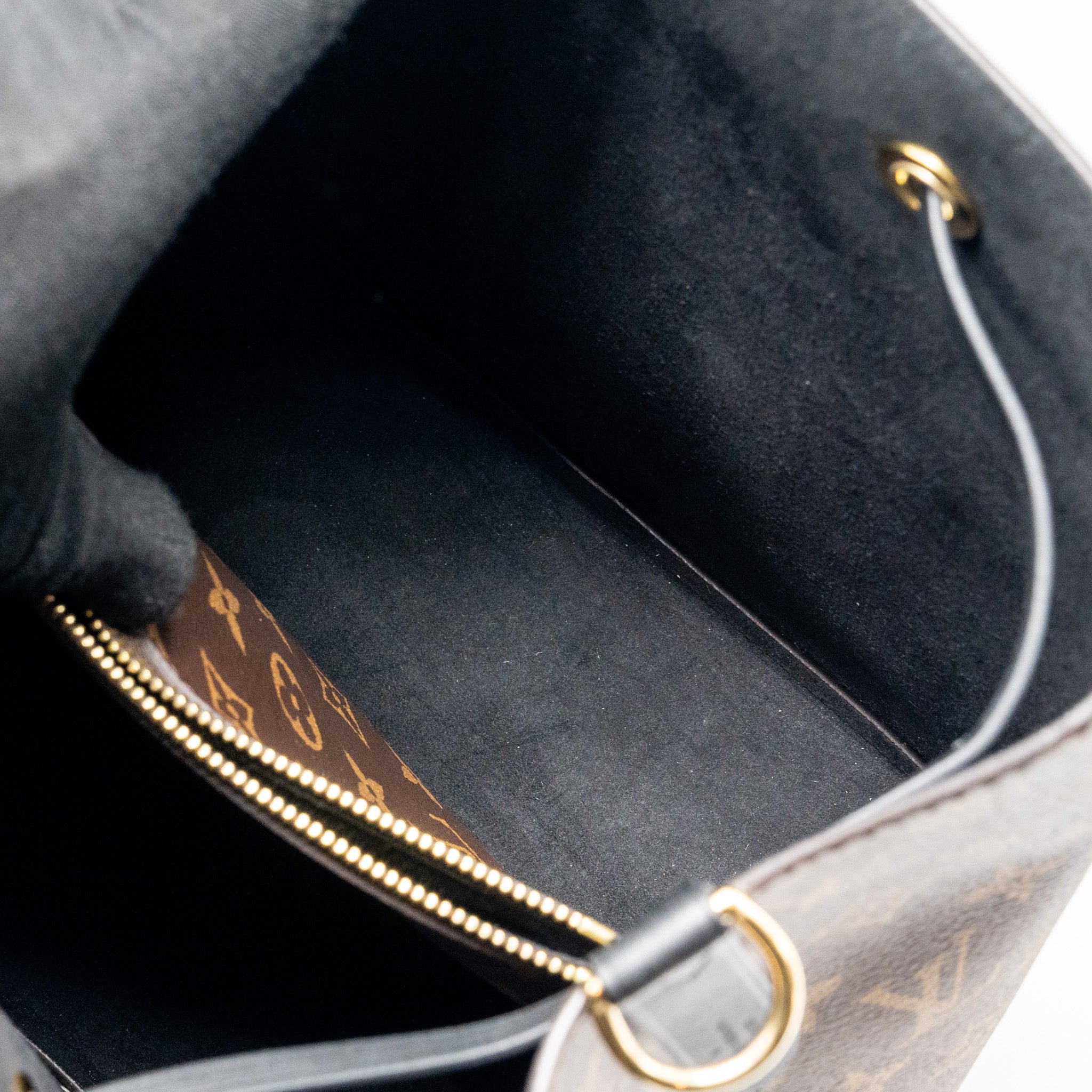 LOUIS VUITTON NEONOE MONOGRAM CANVAS BLACK GHW
