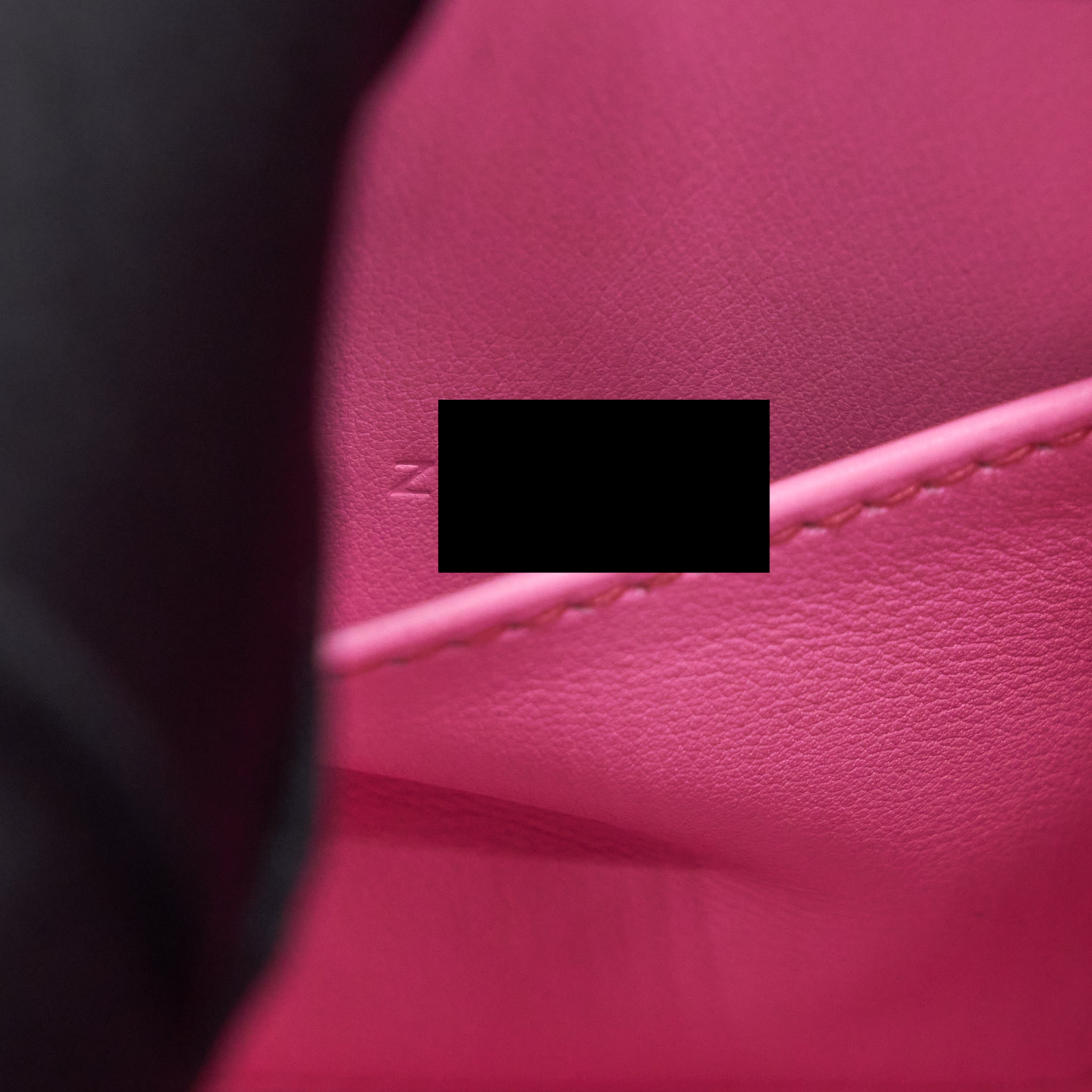HERMES MINI LINDY OSTRICH L4 ROSE BUBBLEGUM SHW