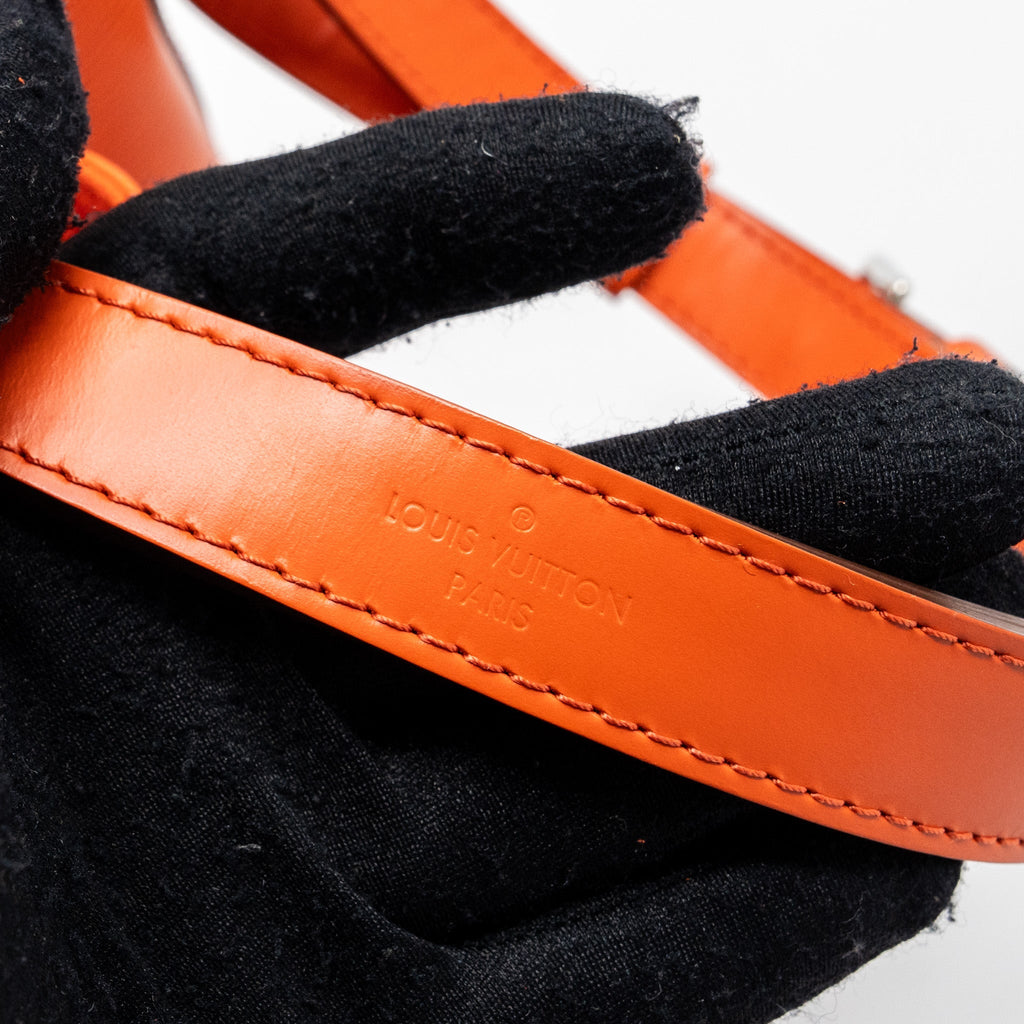 LOUIS VUITTON PETIT NOE EPI ORANGE SHW