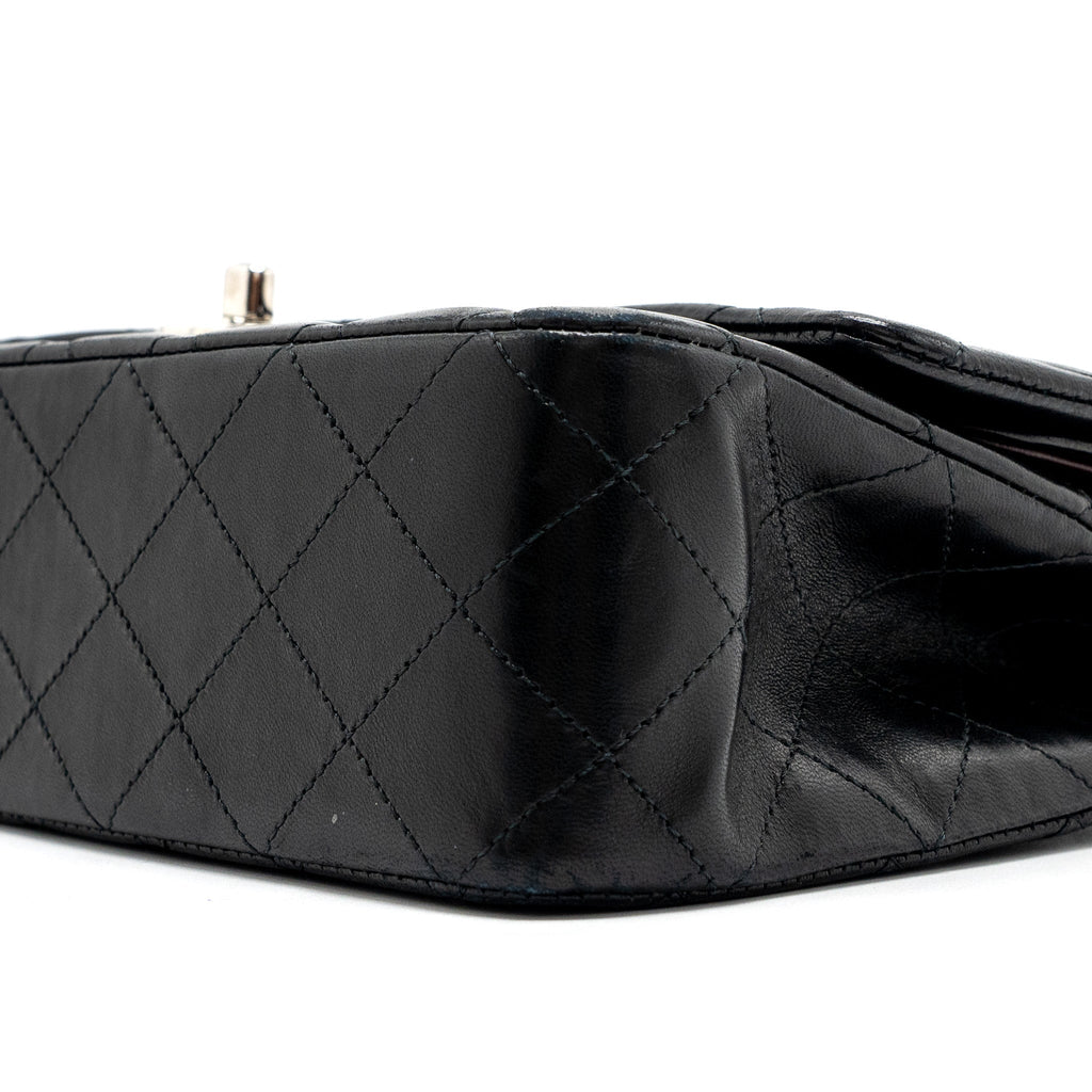 CHANEL MEDIUM CLASSIC DOUBLE FLAP BAG LAMBSKIN BLACK SHW