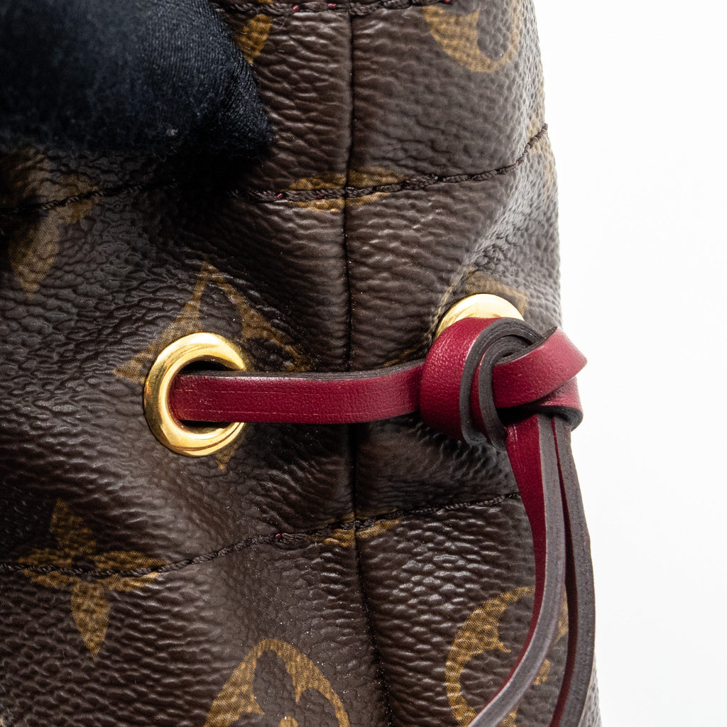 LOUIS VUITTON NOE POUCH MONOGRAM CANVAS GHW