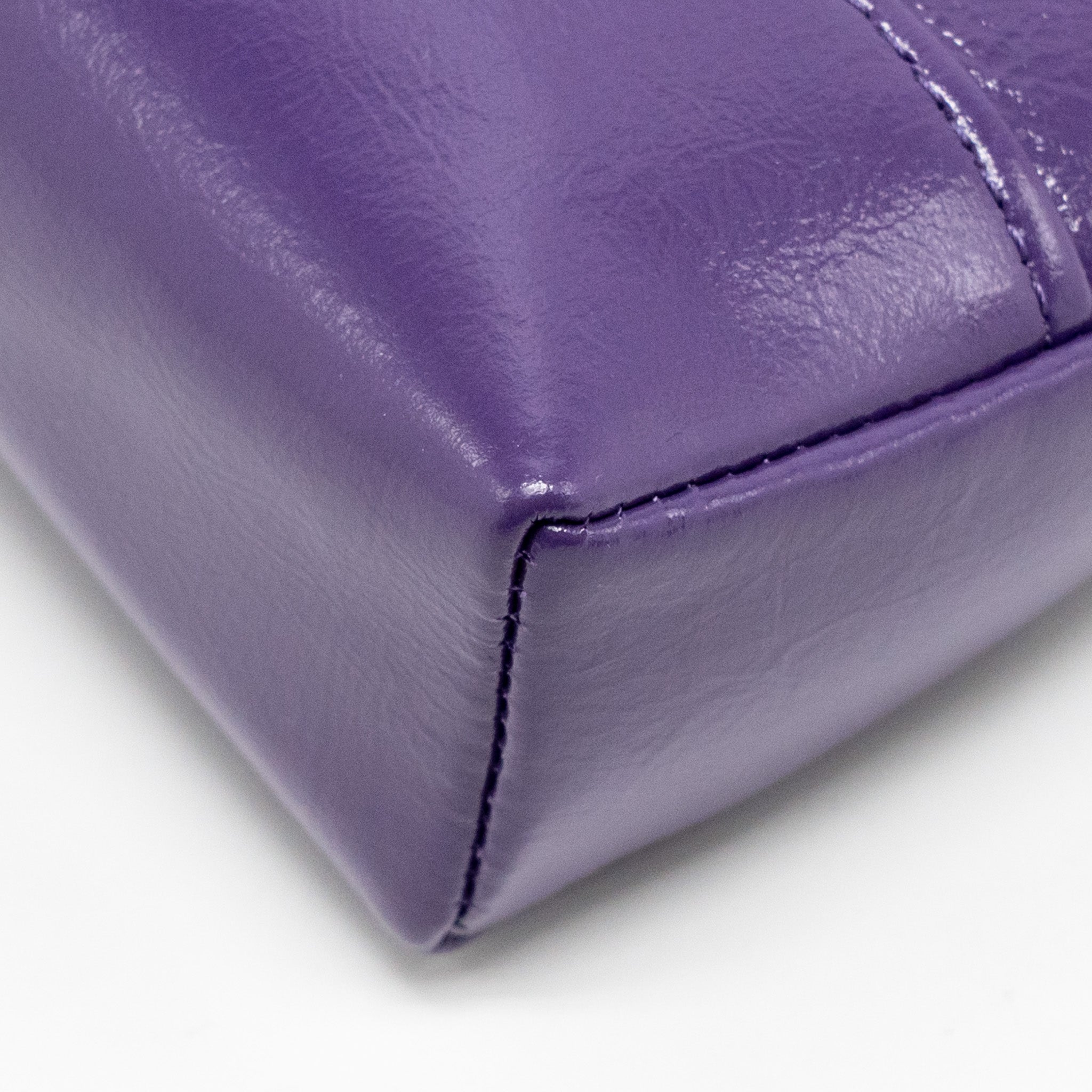 CHANEL MINI 31 CLUTCH WITH CHAIN SHINY CALFSKIN PURPLE LGHW (MICROCHIP)