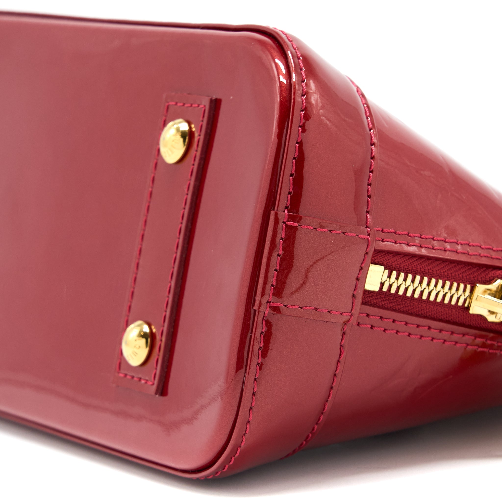 LOUIS VUITTON ALMA BB VERNIS RED GHW
