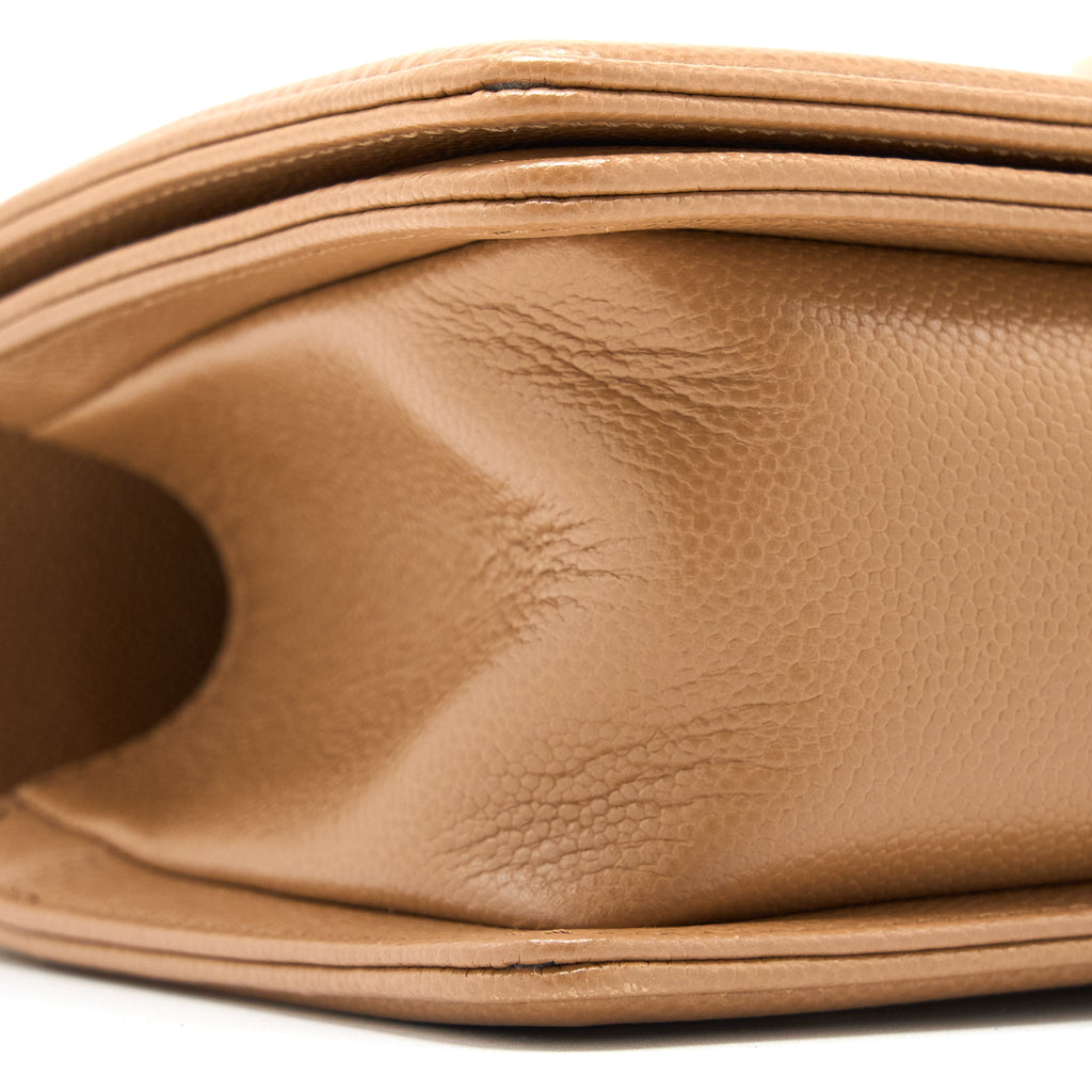 CHANEL 21K SMALL BOY BAG CAVIAR CAMEL LGHW (MICROCHIP)
