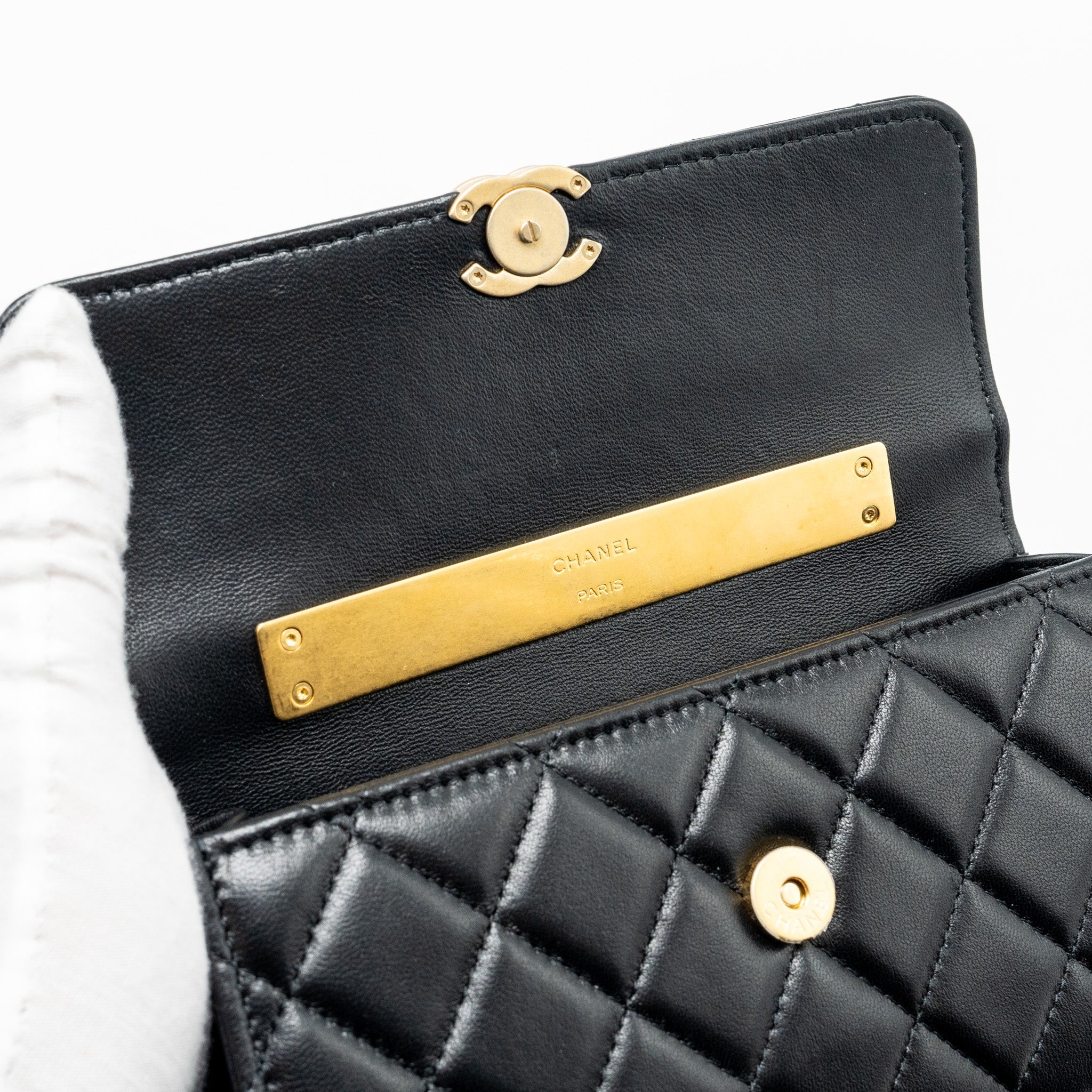 CHANEL 22B ENAMEL TOP HANDLE FLAP BAG LAMBSKIN BLACK GHW (MICROCHIP)