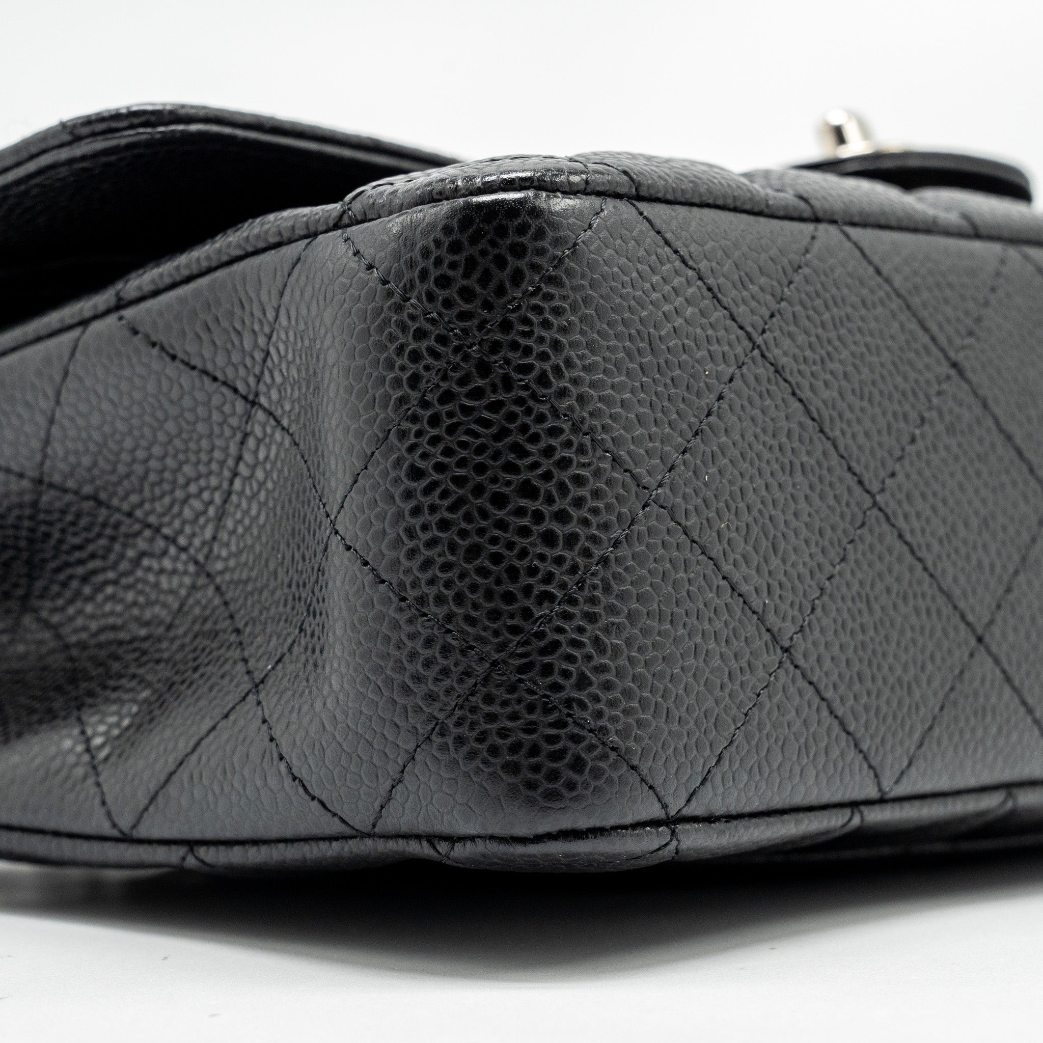 CHANEL MEDIUM CLASSIC DOUBLE FLAP BAG CAVIAR BLACK SHW