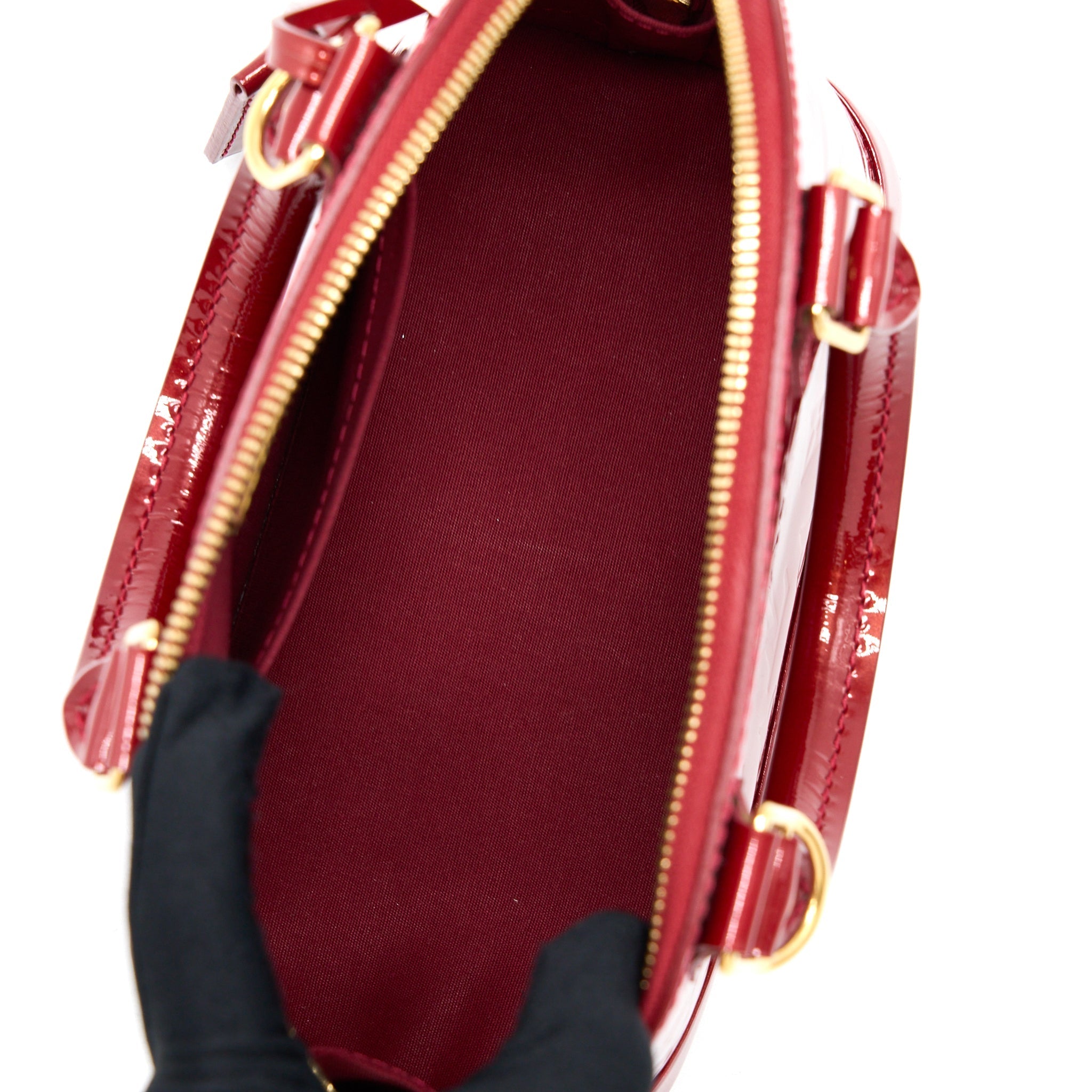 LOUIS VUITTON ALMA BB VERNIS RED GHW