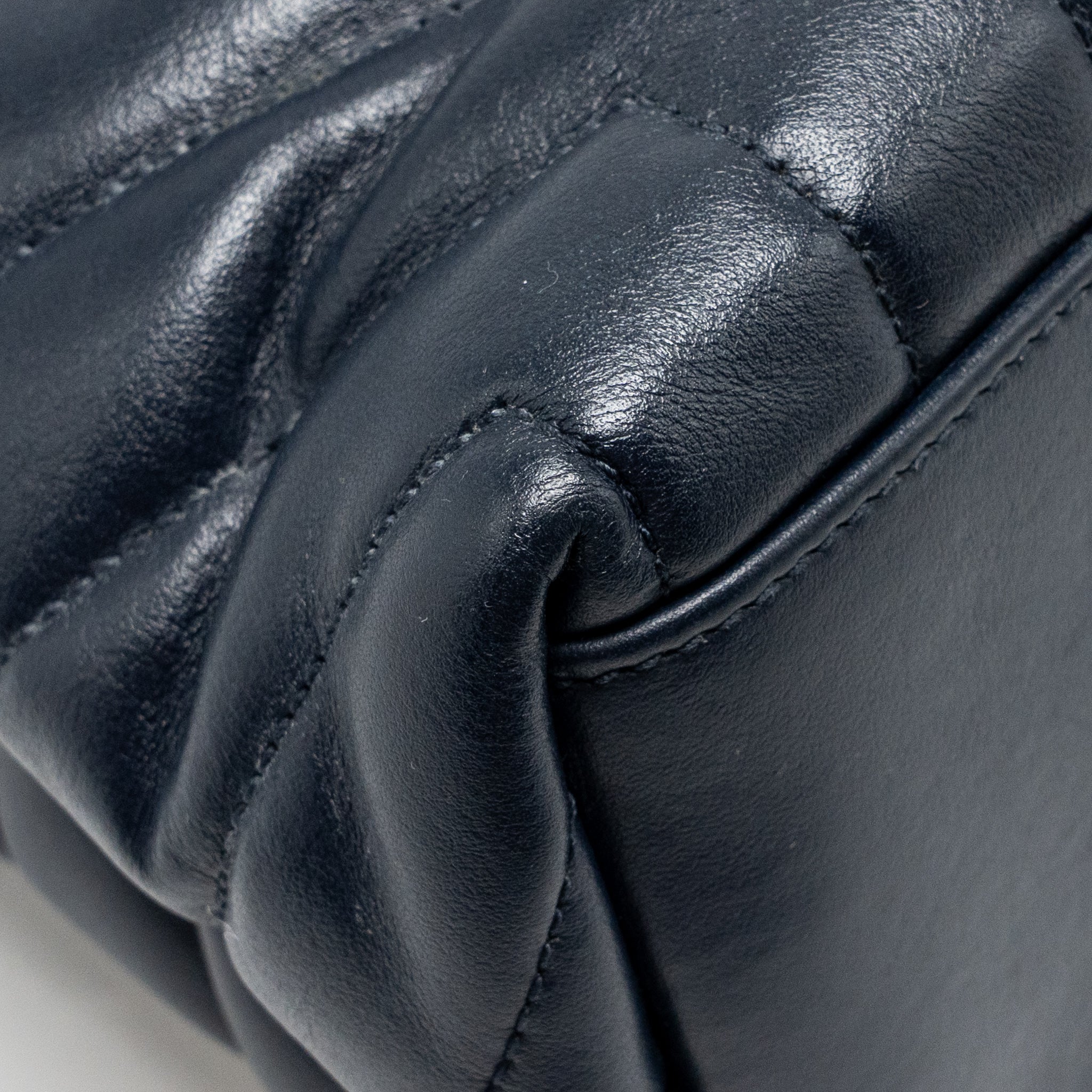 SAINT LAURENT/YSL MEDIUM LOU LOU BAG CALFSKIN DARK BLUE SHW