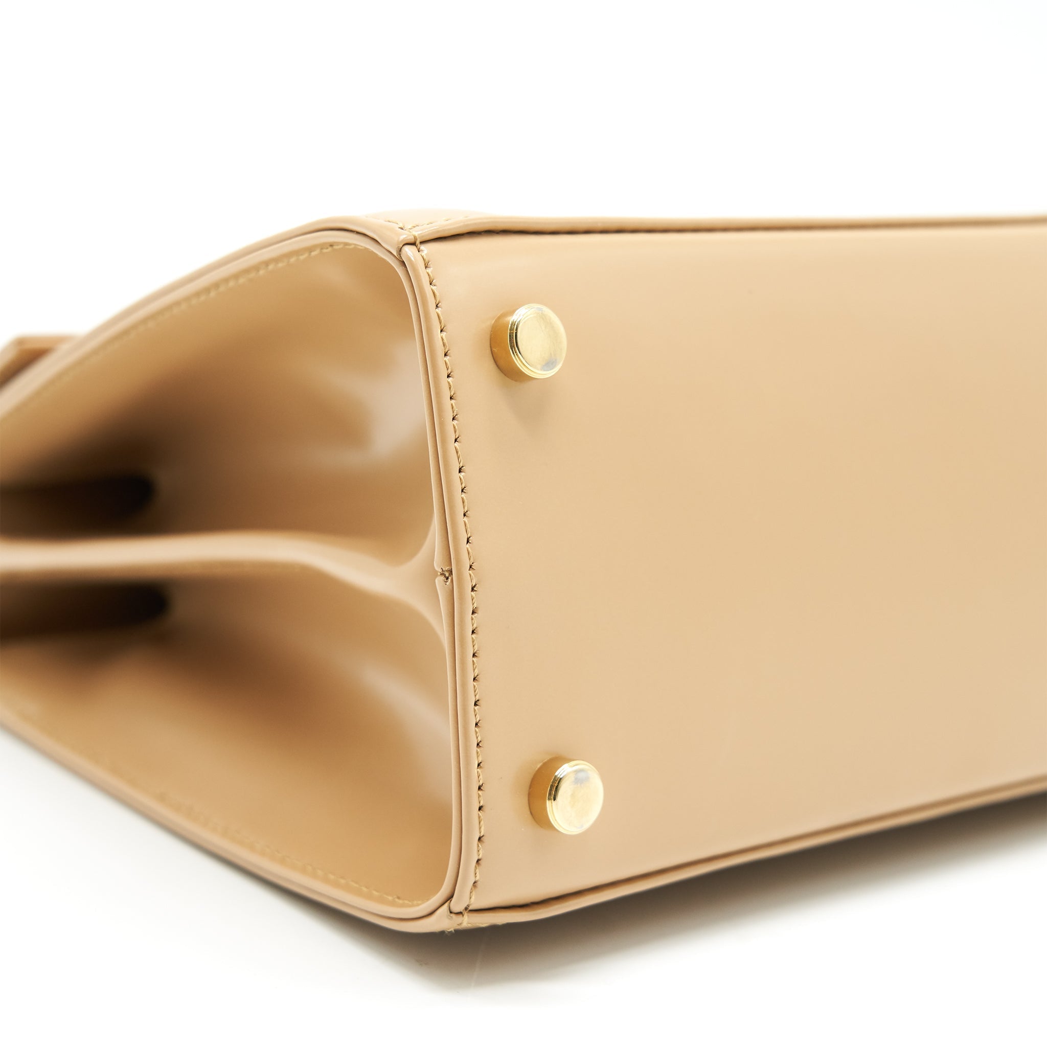 FERRAGAMO GANCINI BAG CAMEL WITH LGHW