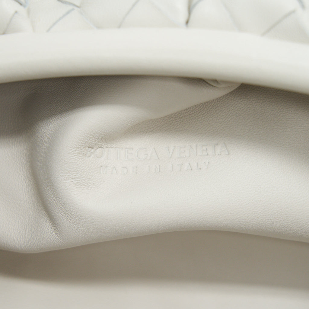 BOTTEGA VENETA INTRECCIATO POUCH IN WHITE
