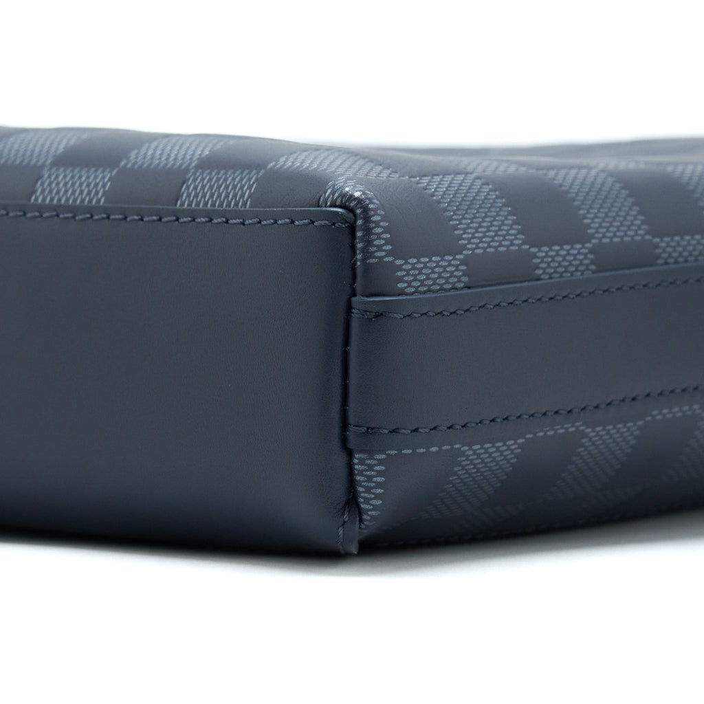 LOUIS VUITTON DISCOVERY MESSENGER BB DAMIER INFINI SHW