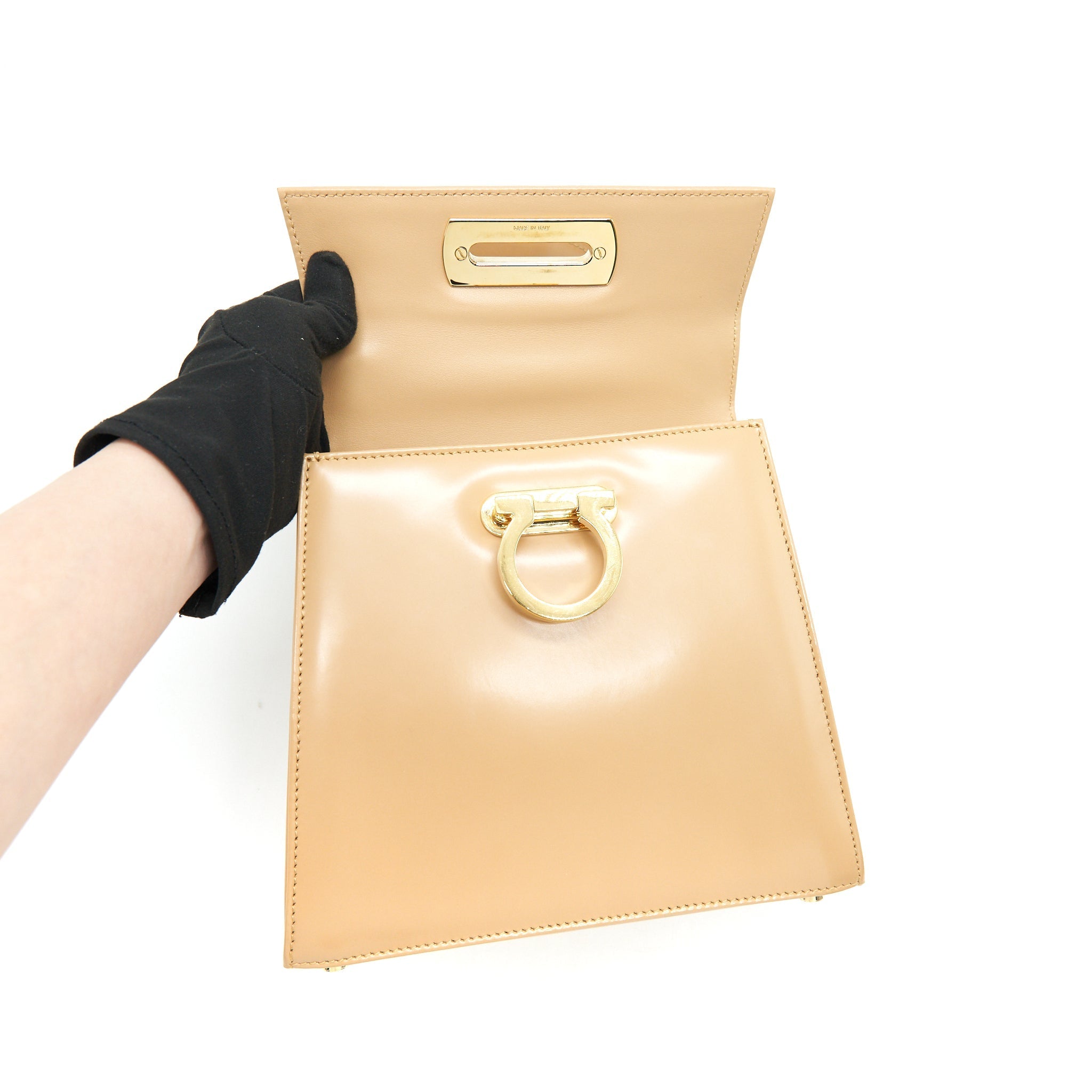 FERRAGAMO GANCINI BAG CAMEL WITH LGHW