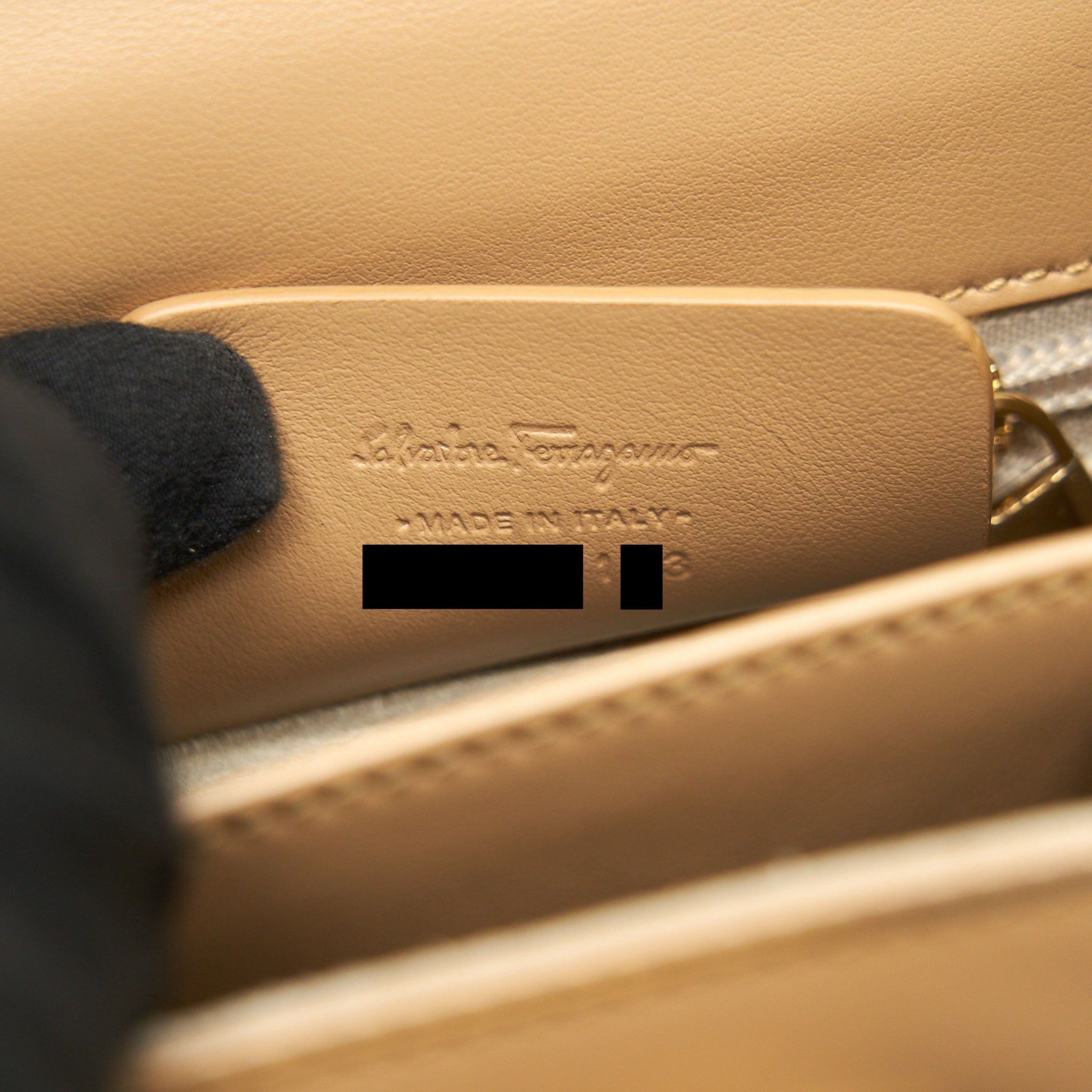 FERRAGAMO GANCINI BAG CAMEL WITH LGHW